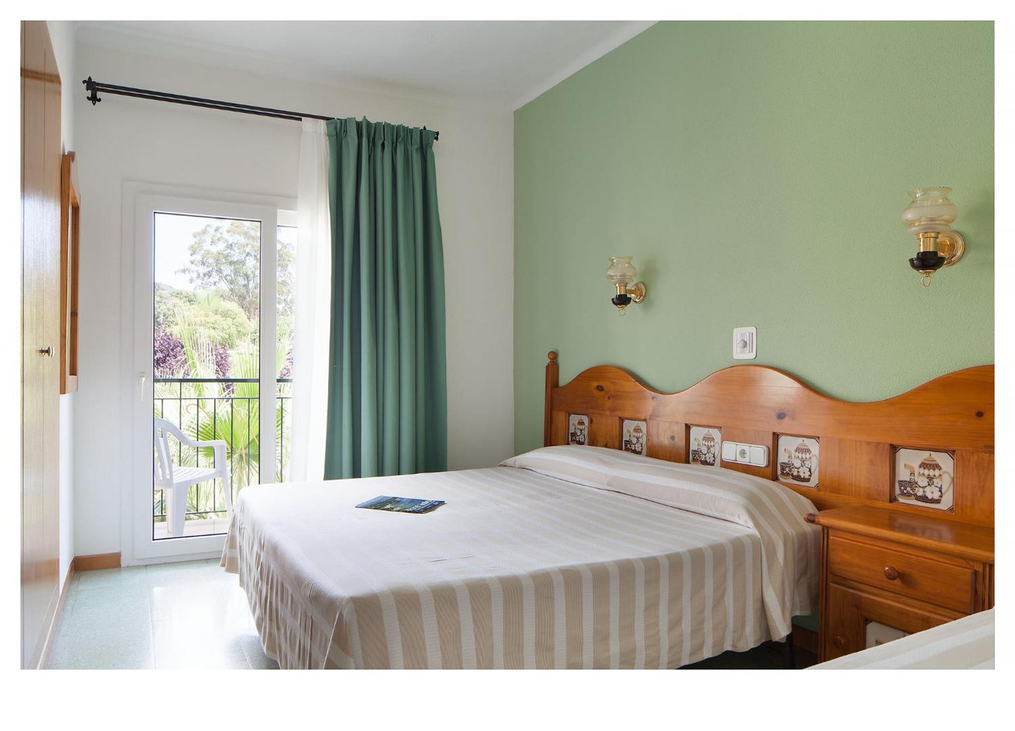 Double or Twin Room photo 2