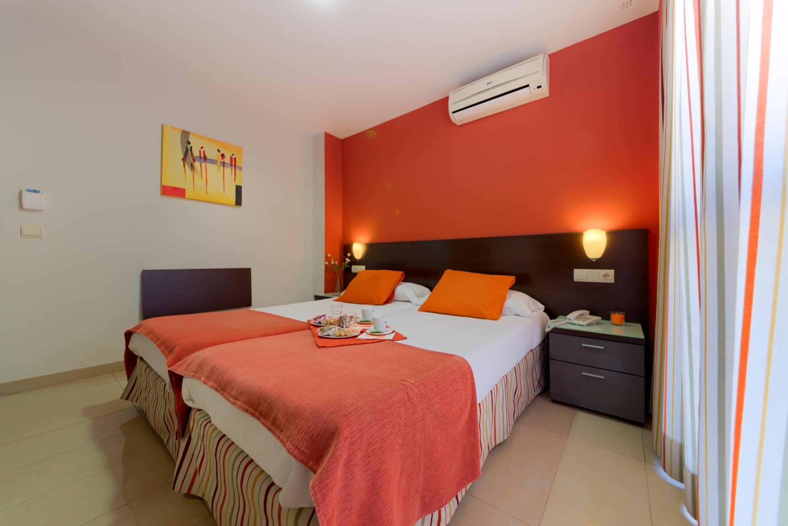 Double or Twin Room photo 1