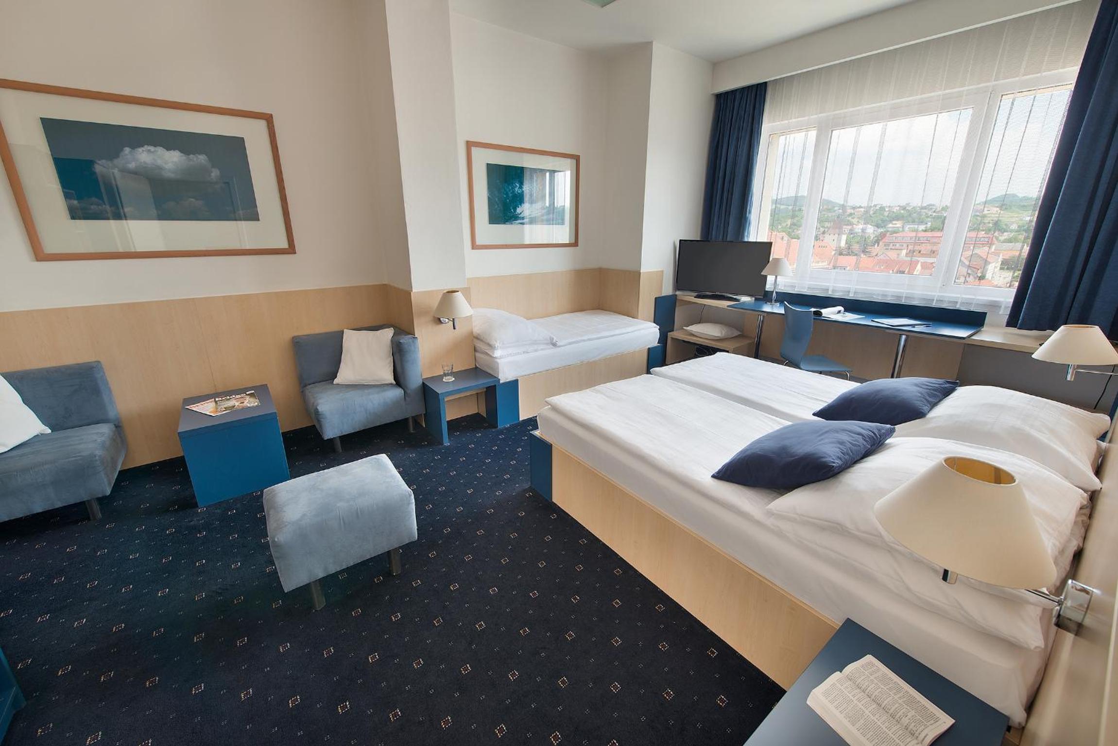 Comfort Triple Room - Photo 8