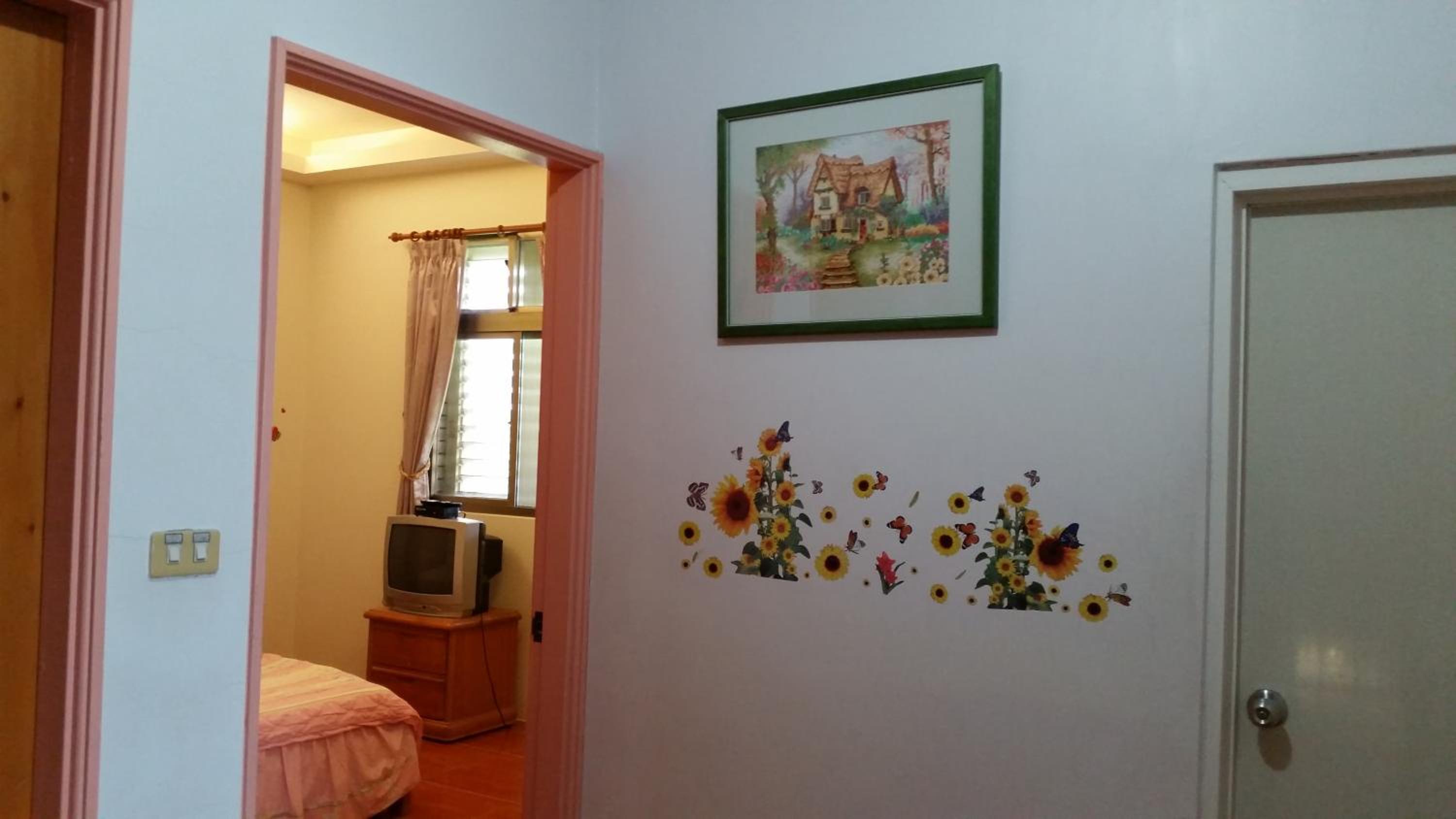 Double Room with Shared Bathroom photo 1
