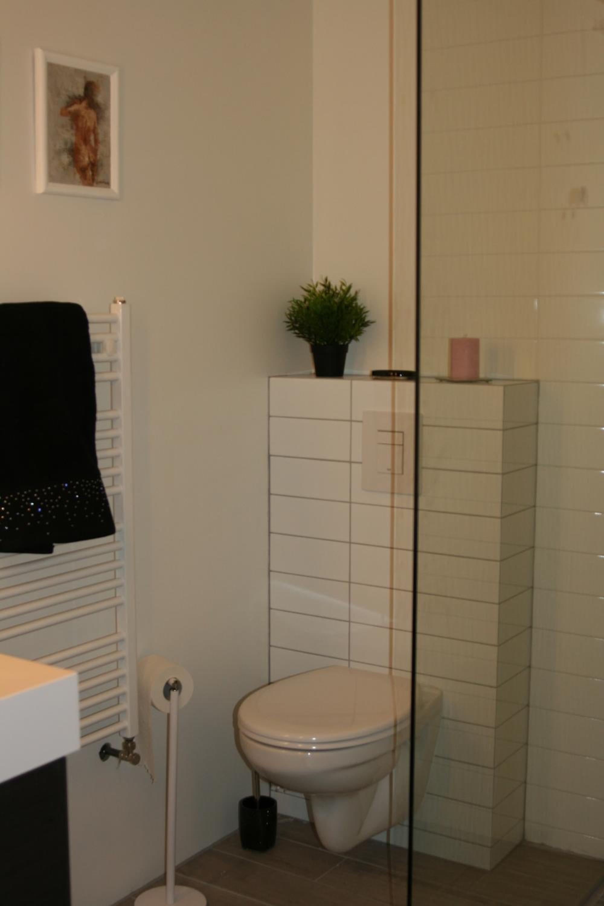 Studio (3 Adults) - Photo 18