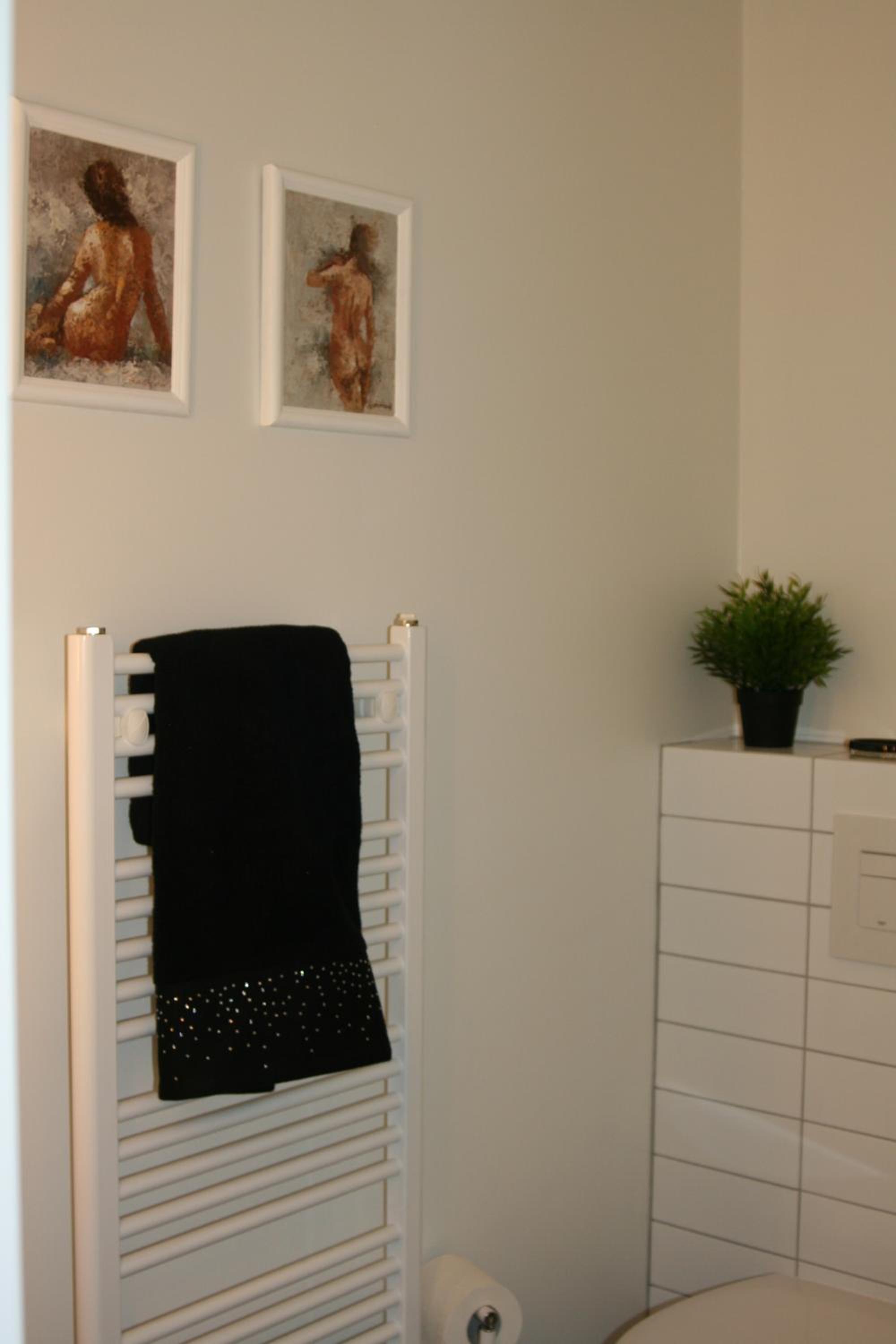 Studio (3 Adults) - Photo 12
