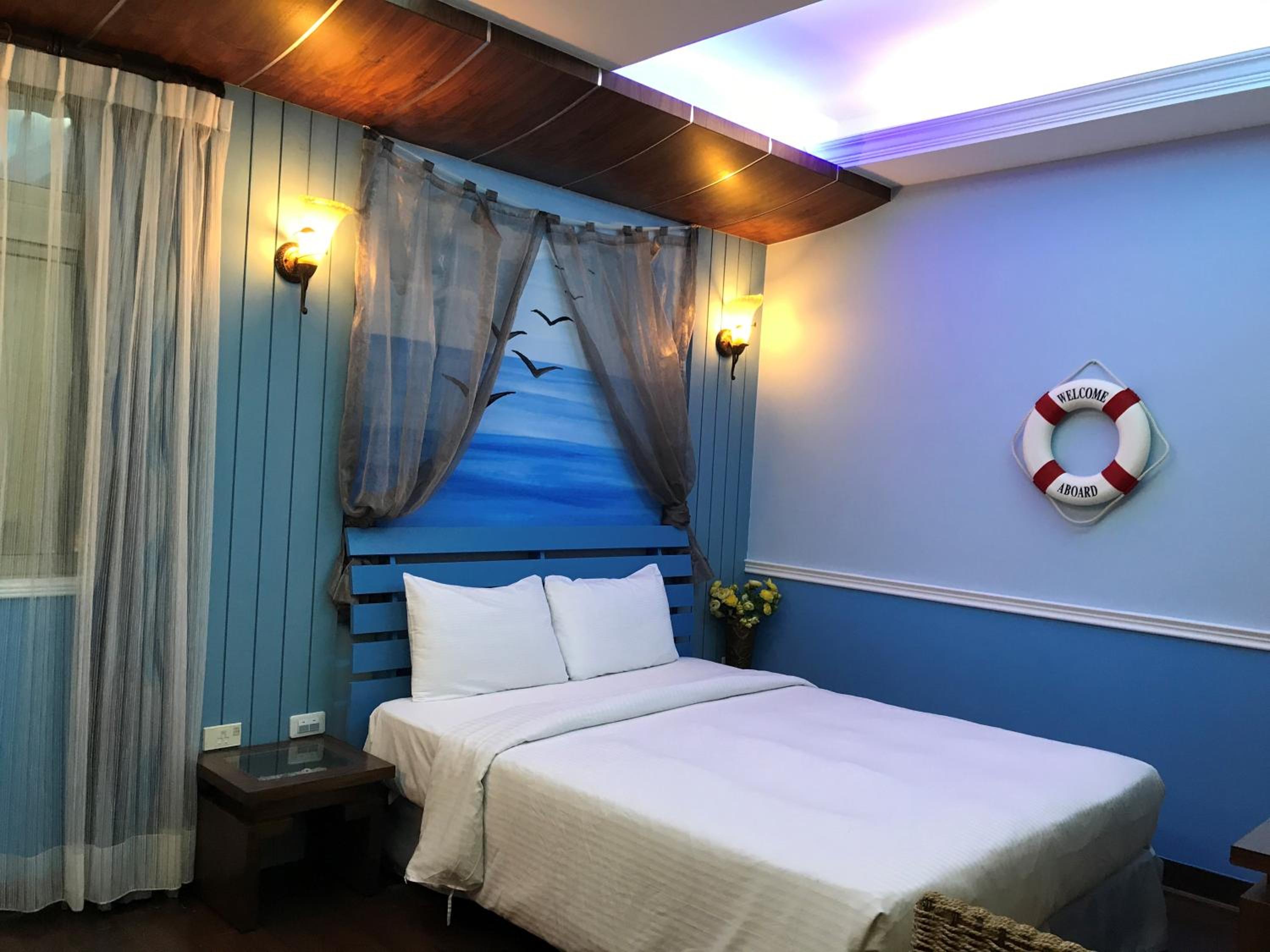 Double Room - Photo 6