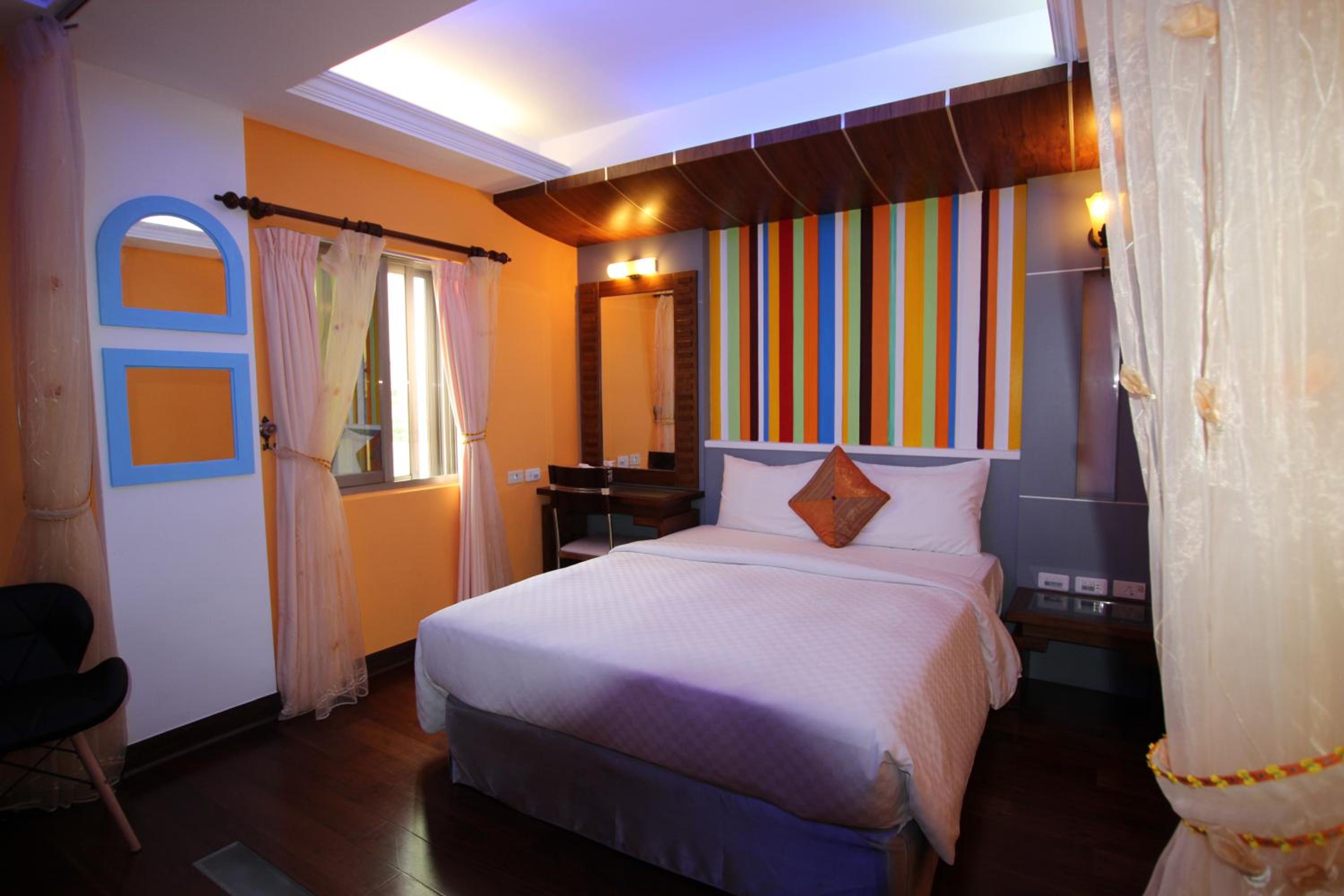 Double Room - Photo 7