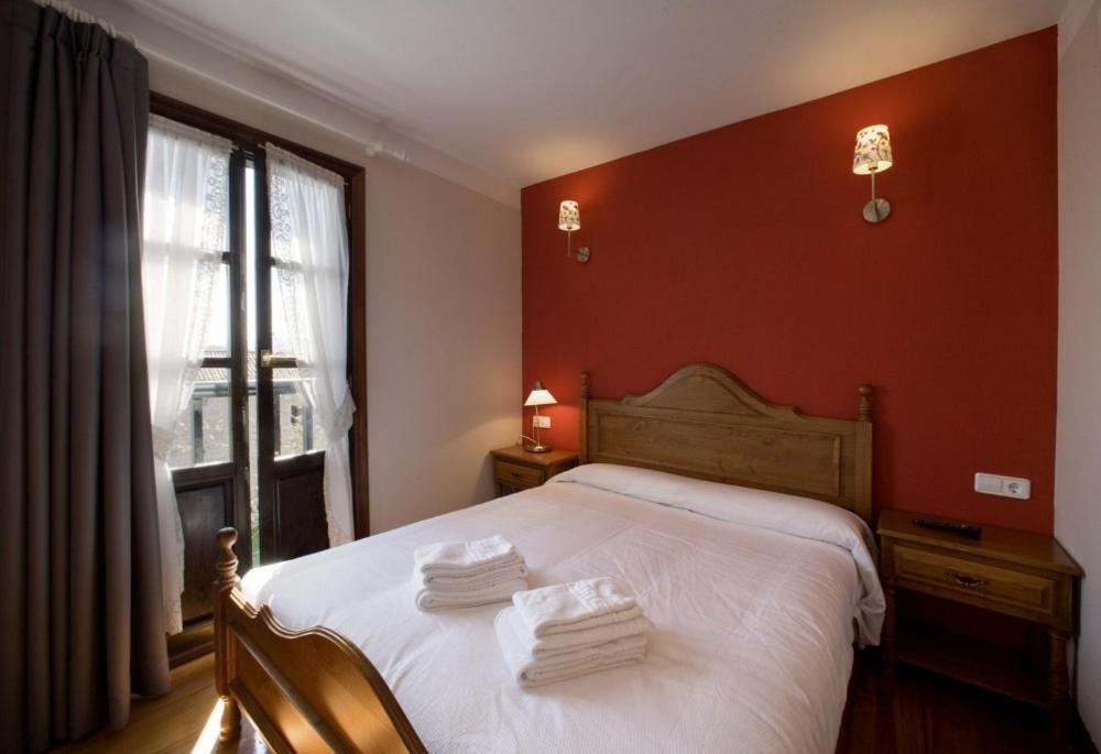Double or Twin Room - Photo 7