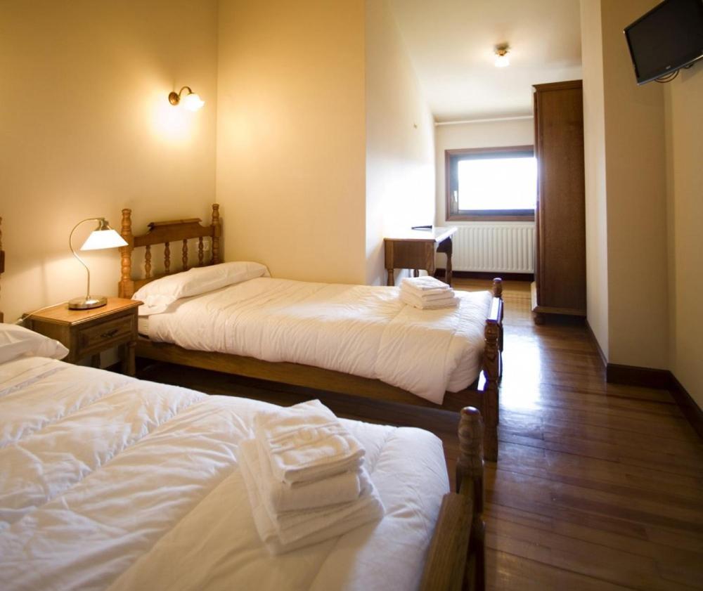Double or Twin Room - Photo 1