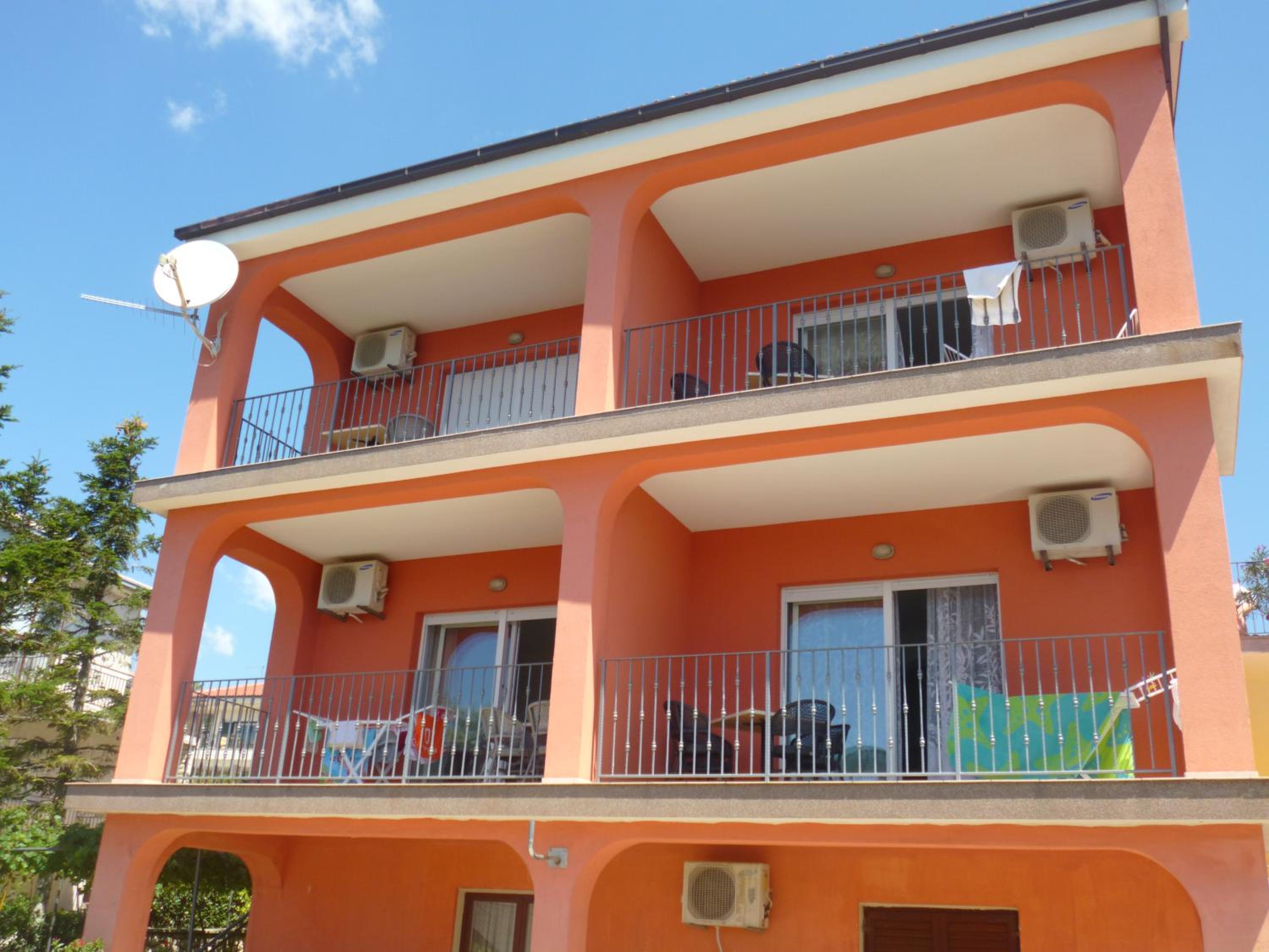 Apartment with Sea View - Photo 1
