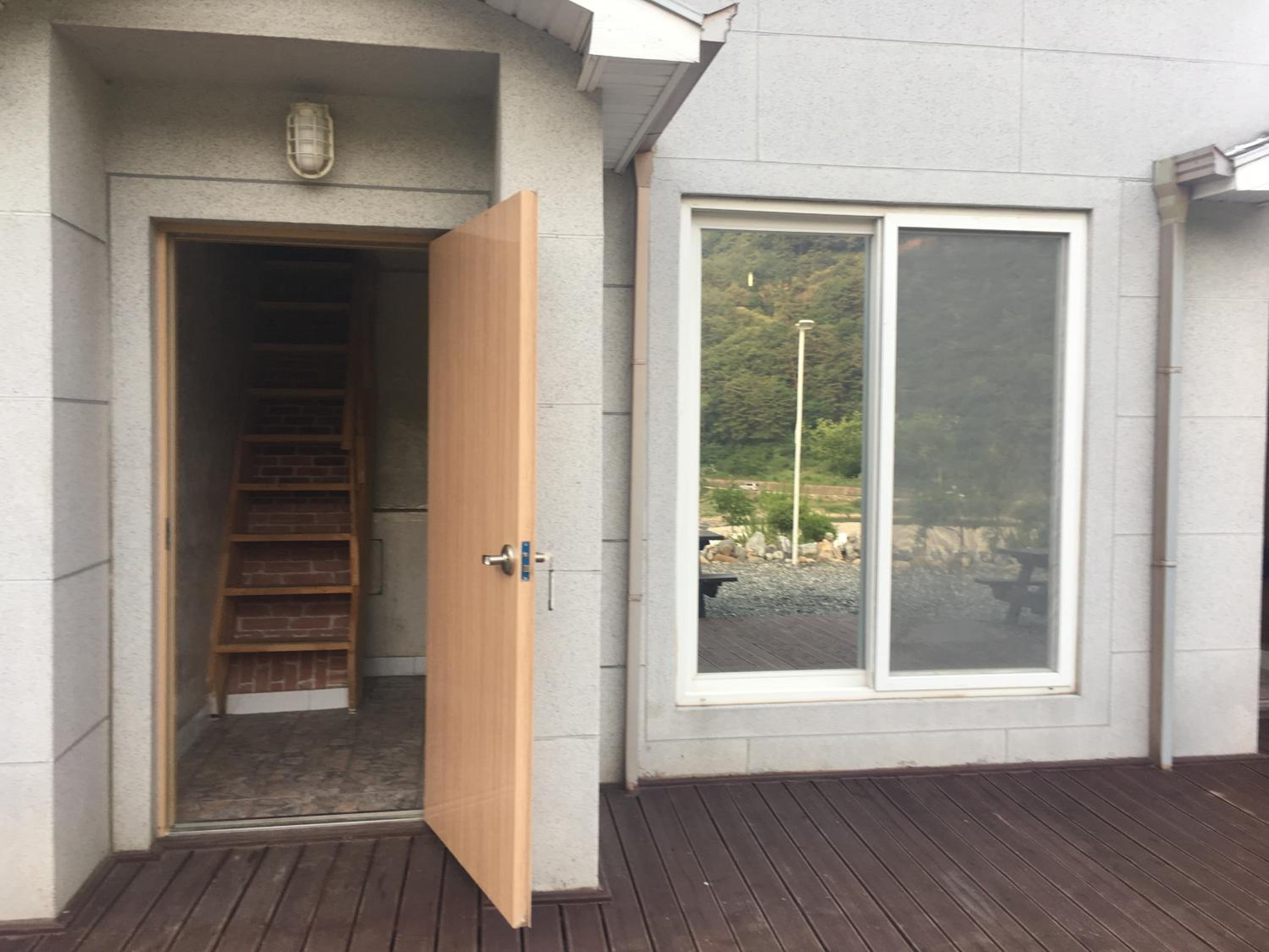 One-Bedroom House photo 3
