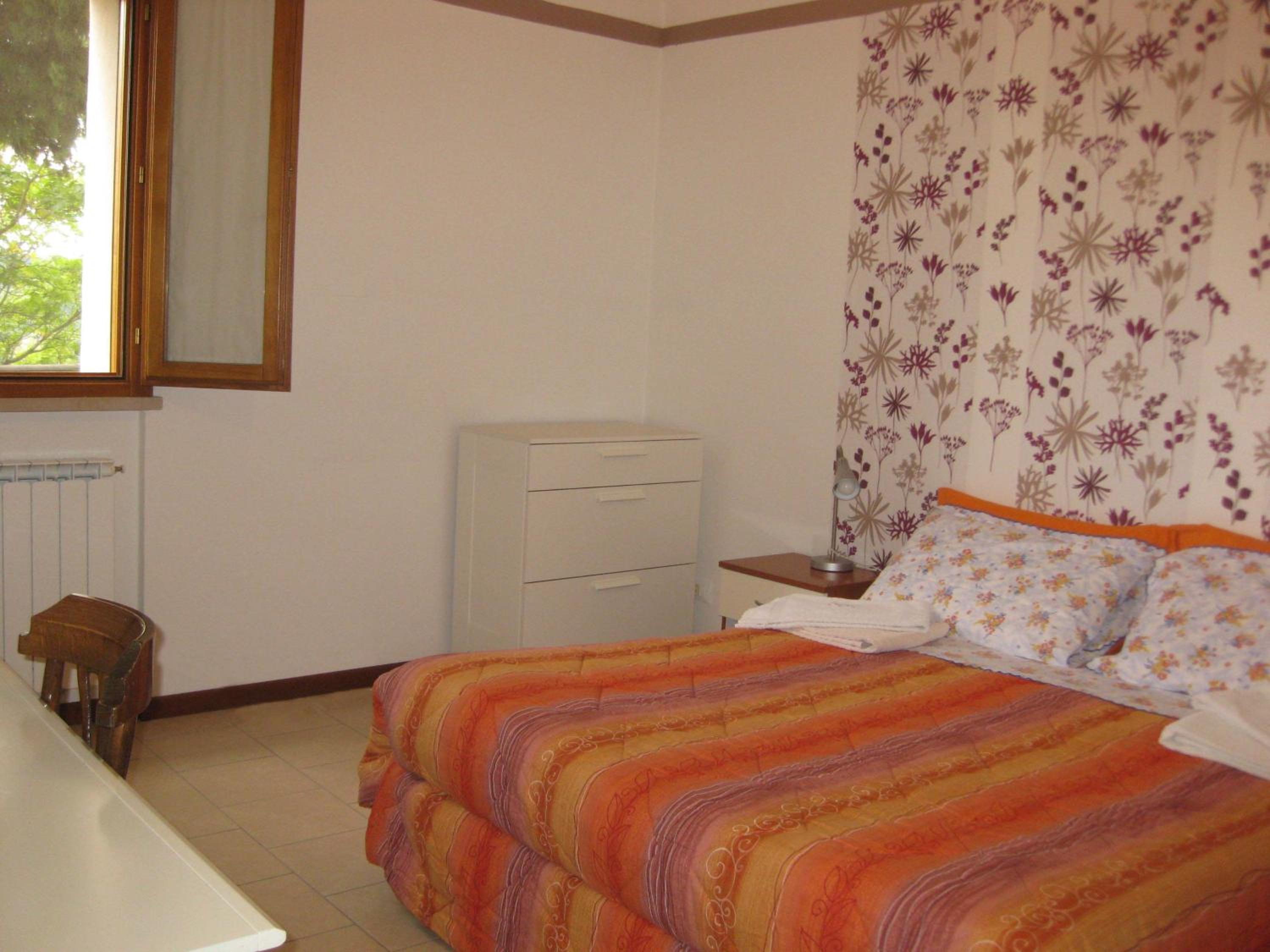 Family Room with Private Bathroom photo 1
