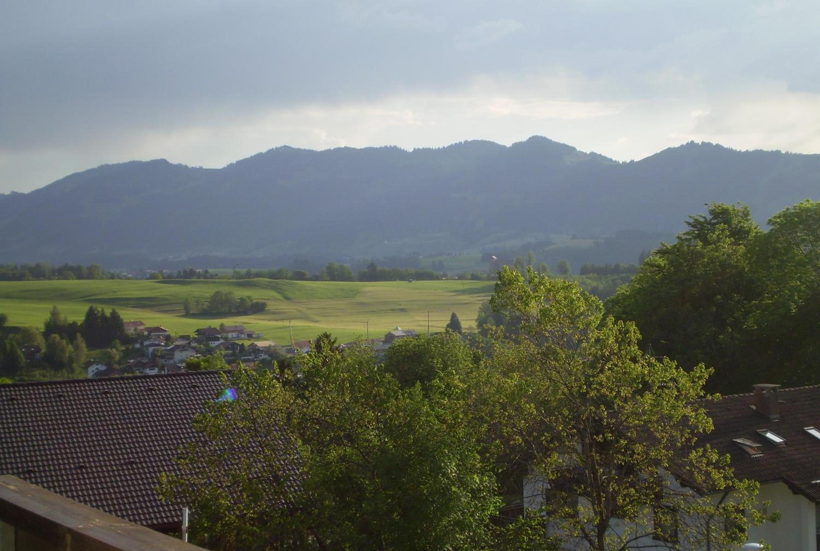 Apartment with Mountain View photo 3