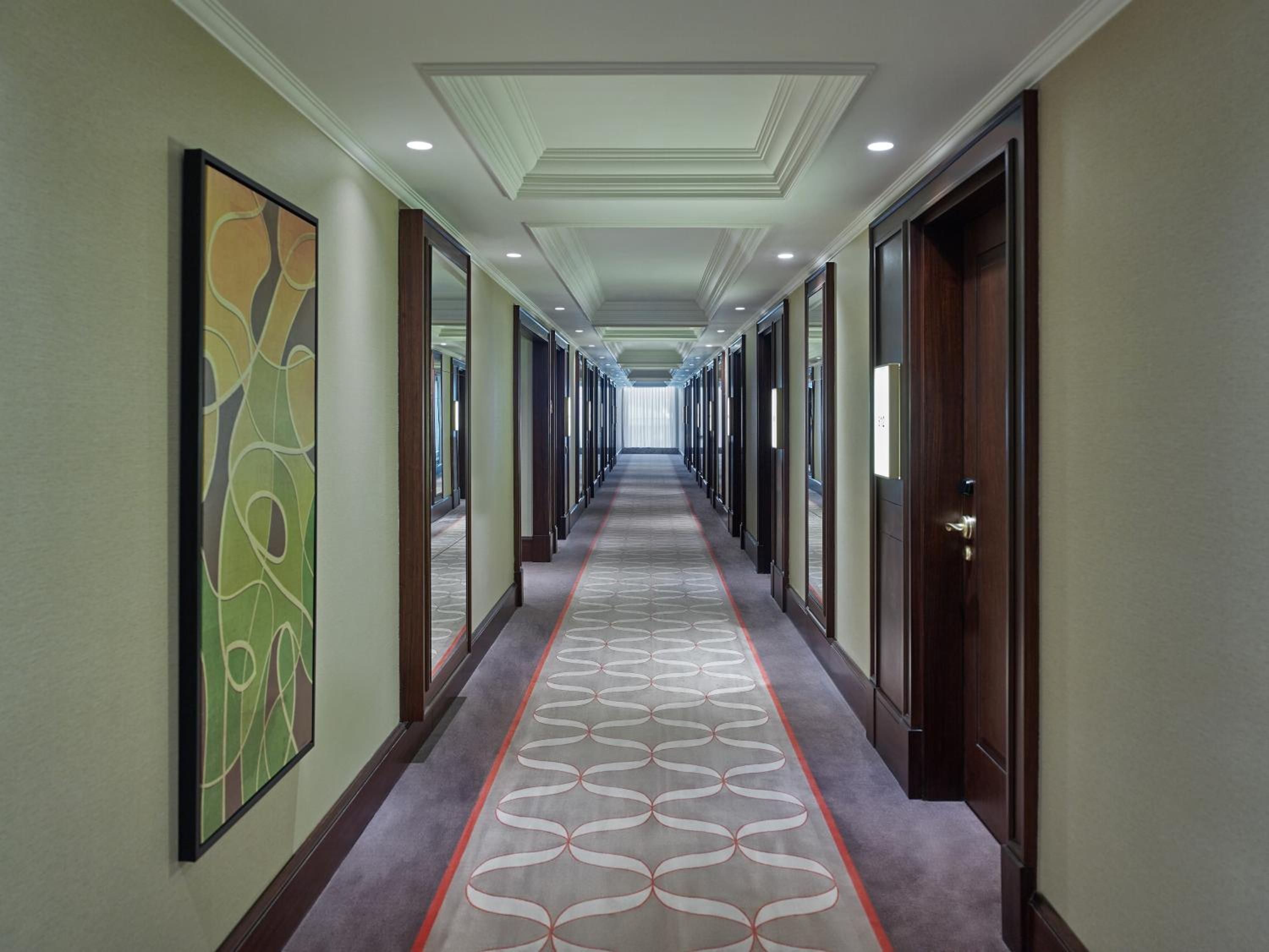 Premium Room with Queen Size Bed photo 2
