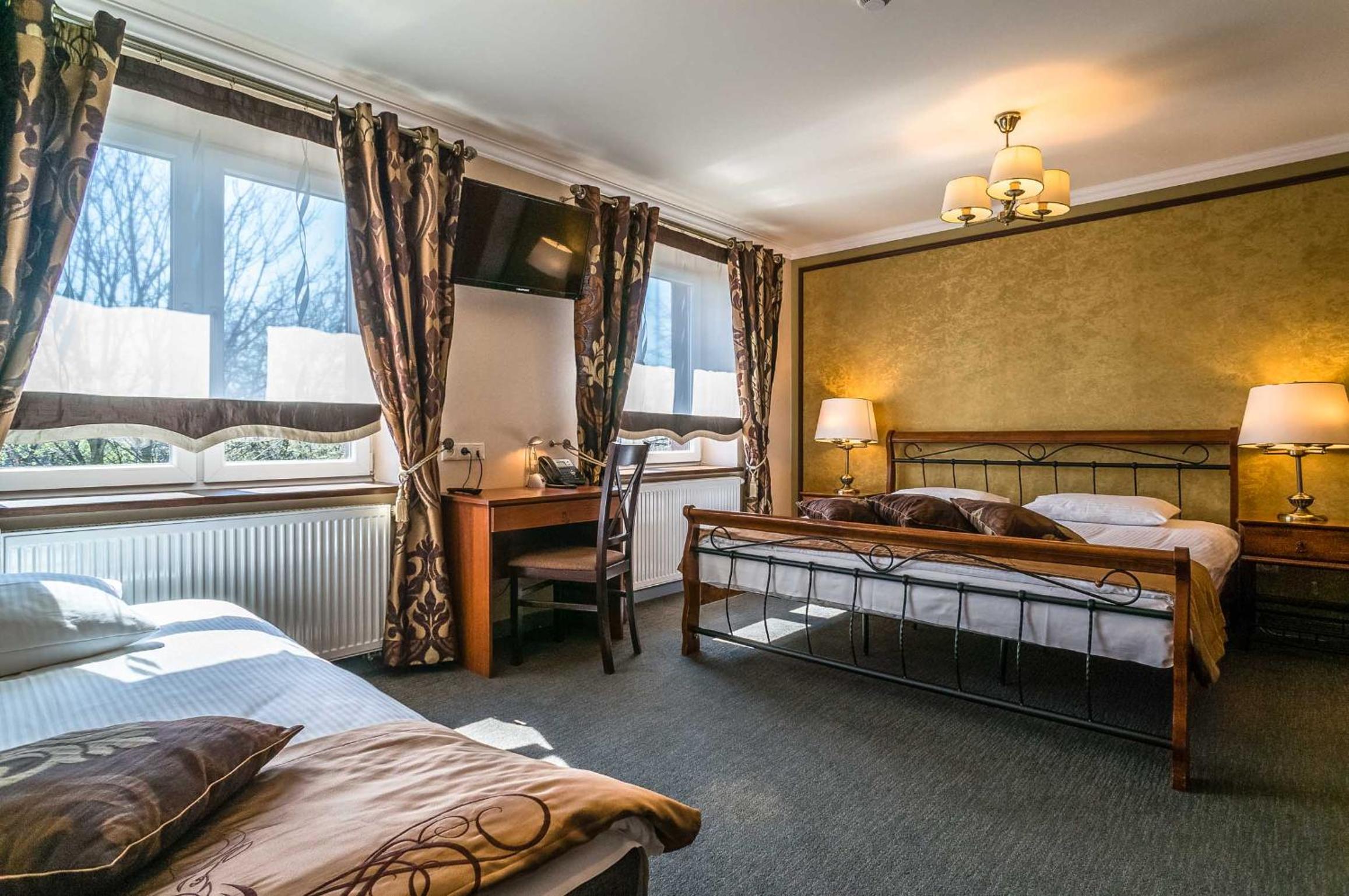 Standard Triple Room - Photo 1