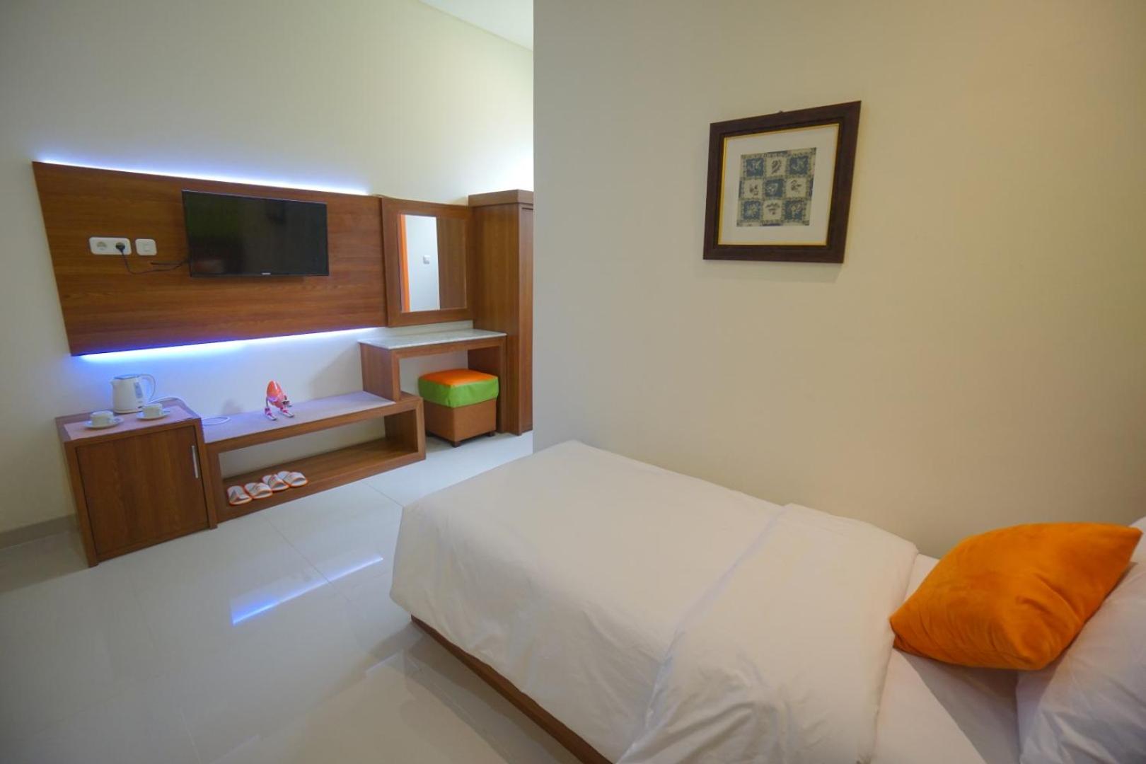 Standard Twin Room - Photo 7