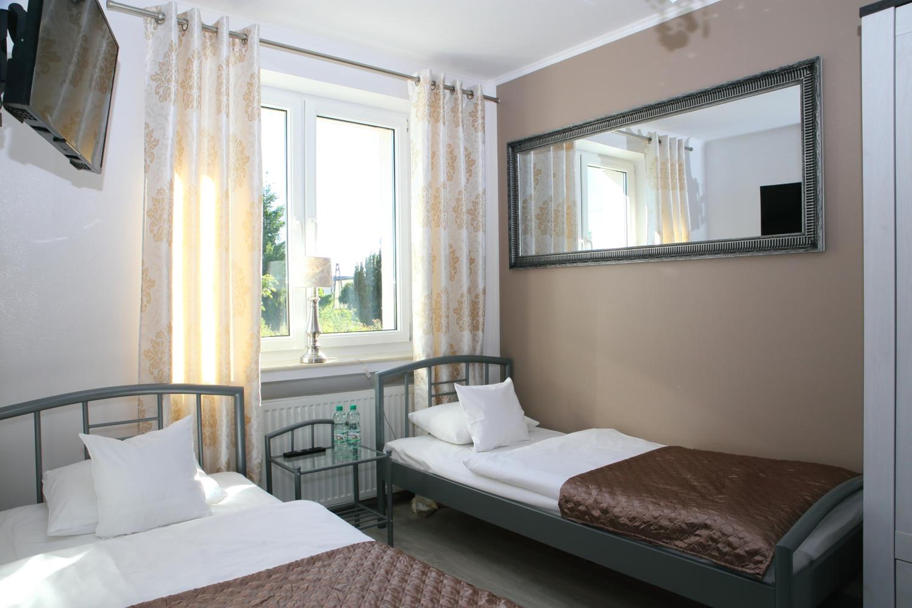 Deluxe Family Suite photo 3