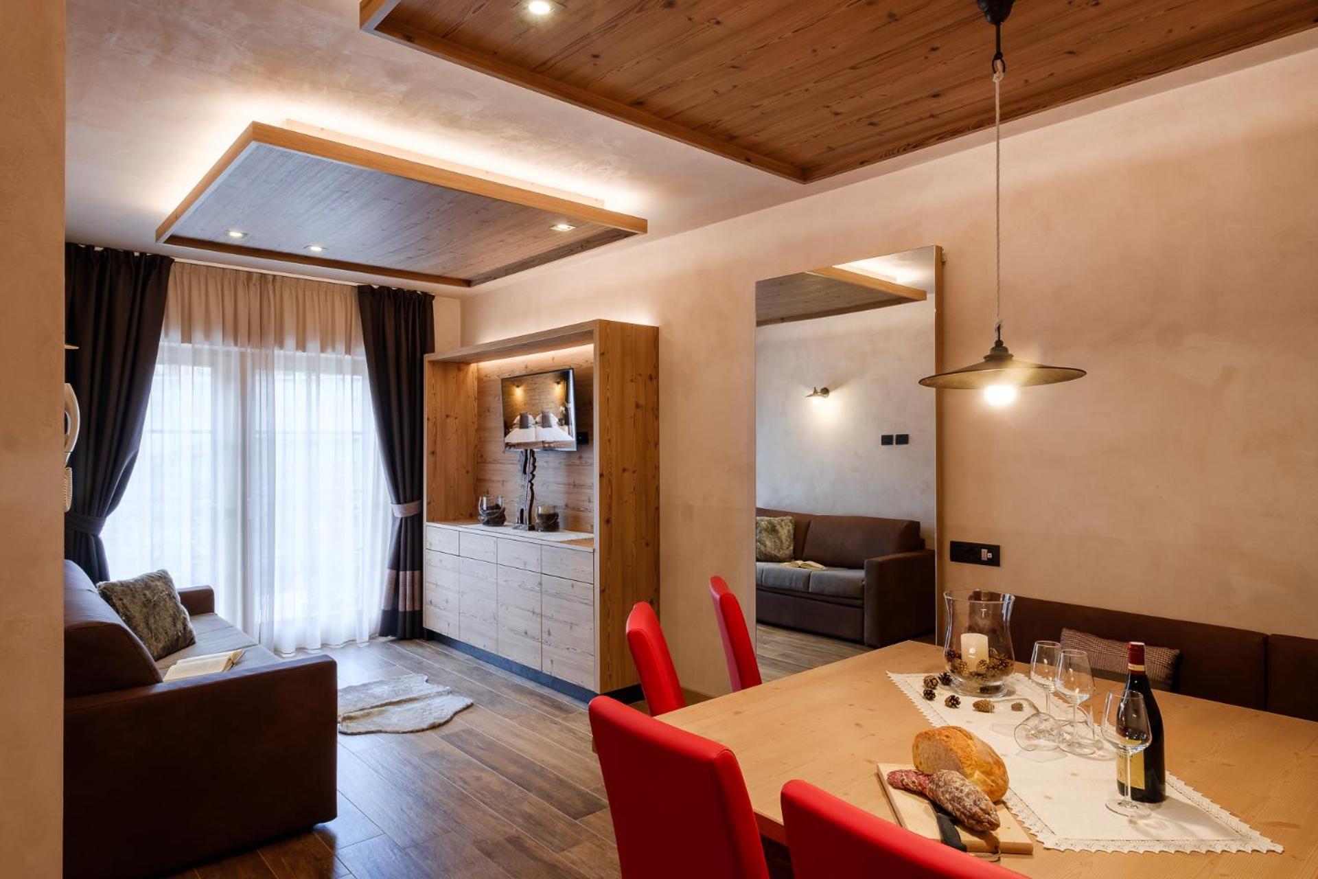Deluxe One-Bedroom Apartment - Photo 9