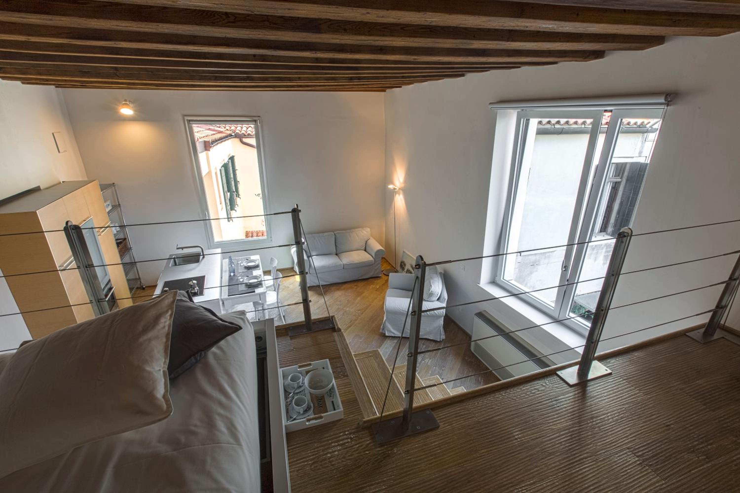 Loft photo 1