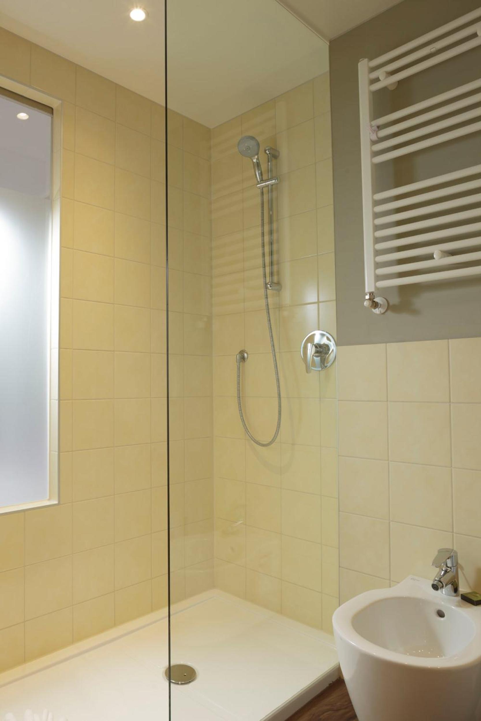 Premium Room  - Photo 9