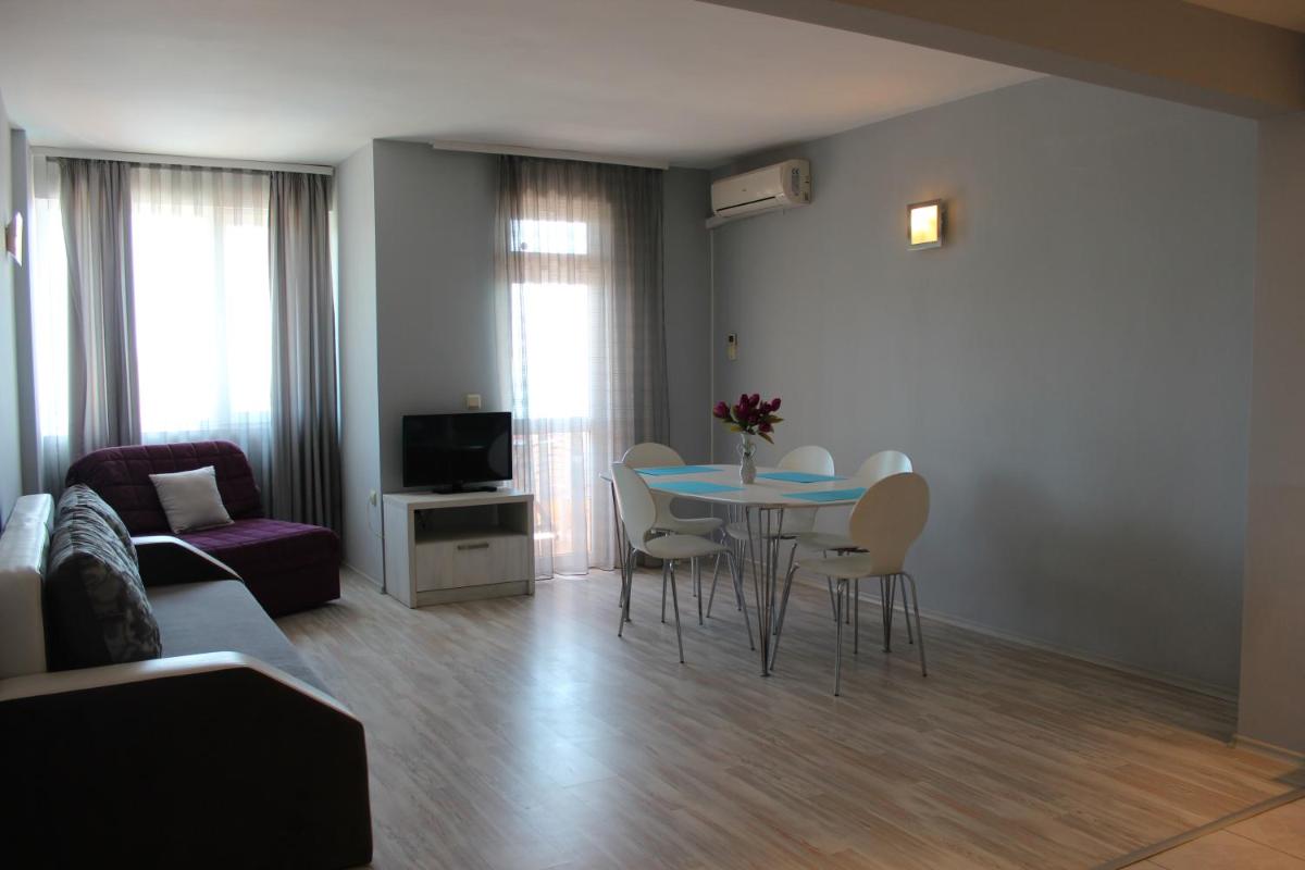 Apartment with Sea View photo 3