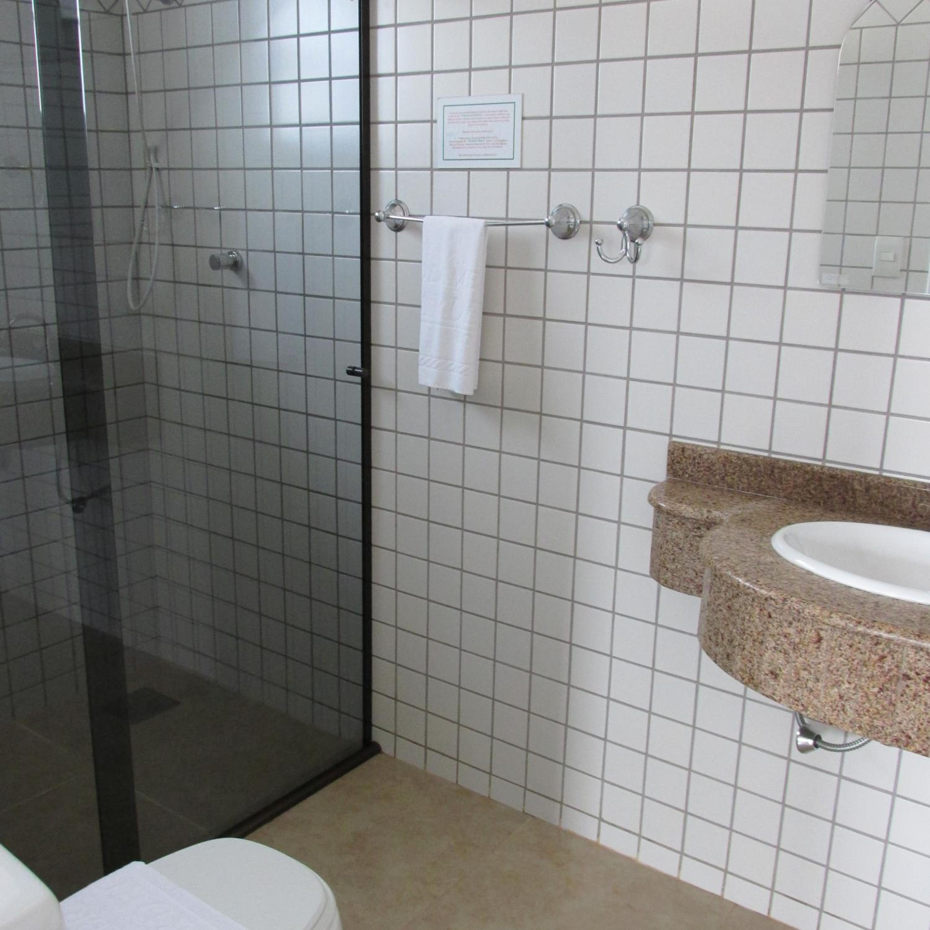 Deluxe King Suite photo 2