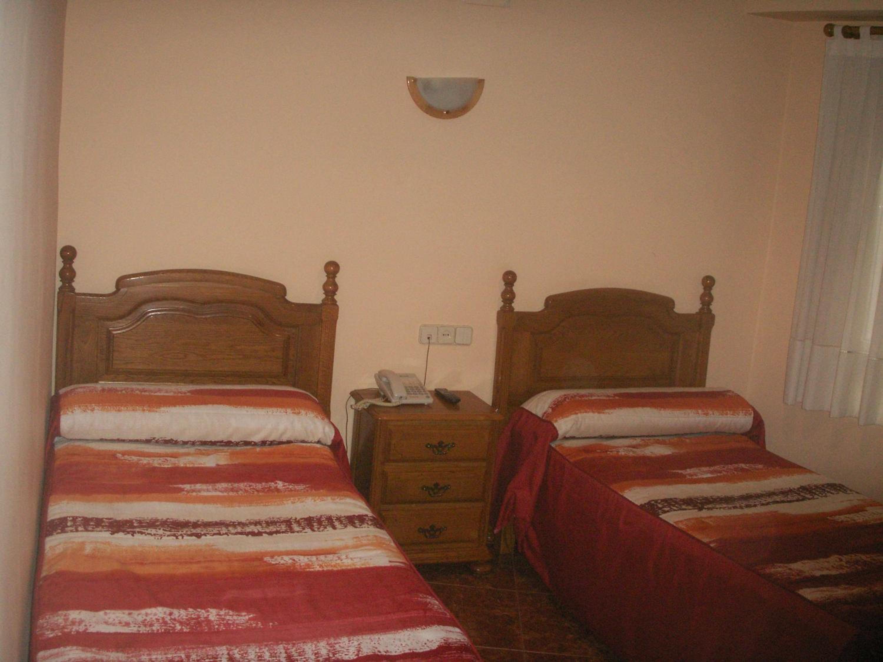 Double or Twin Room photo 3