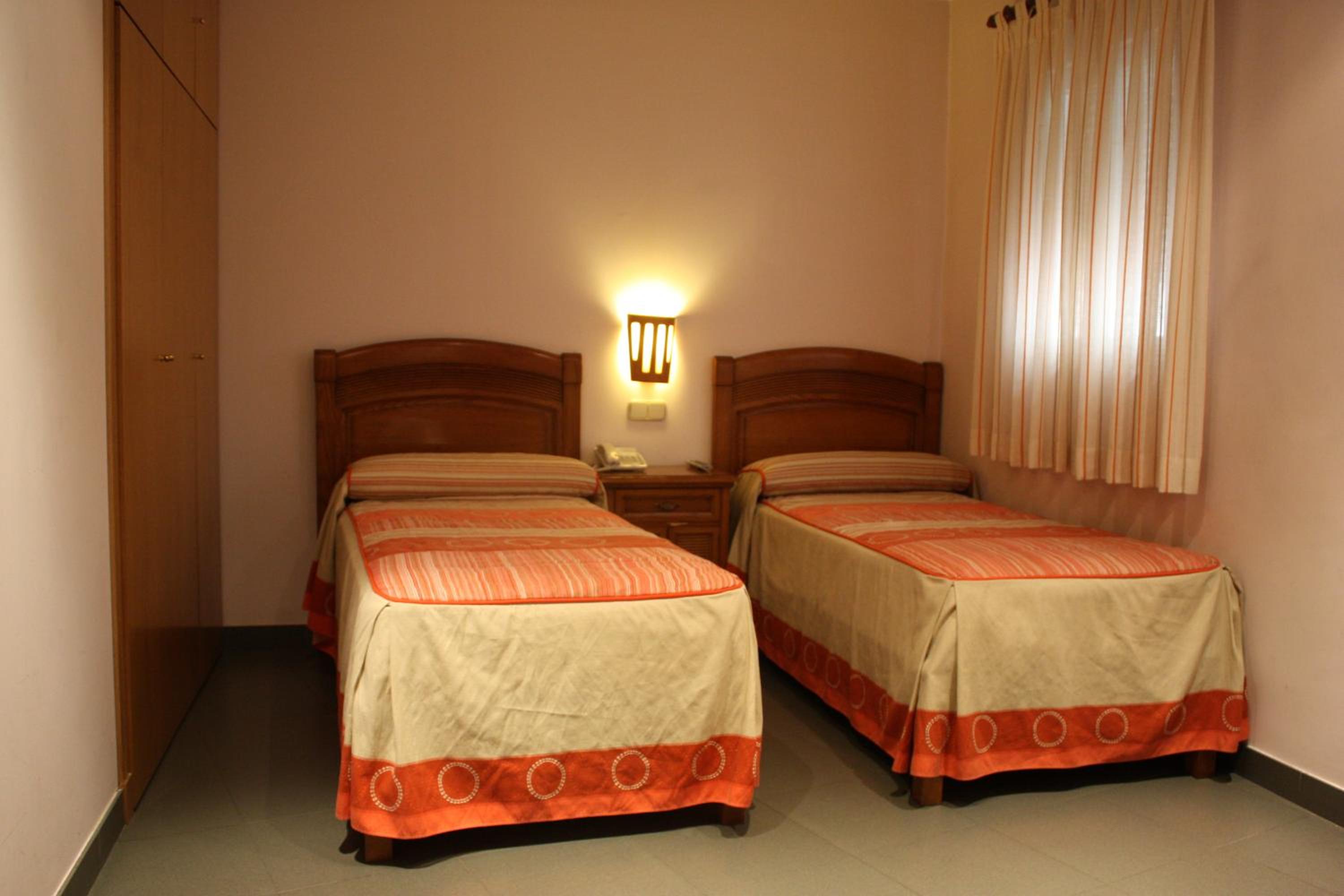 Double or Twin Room photo 2