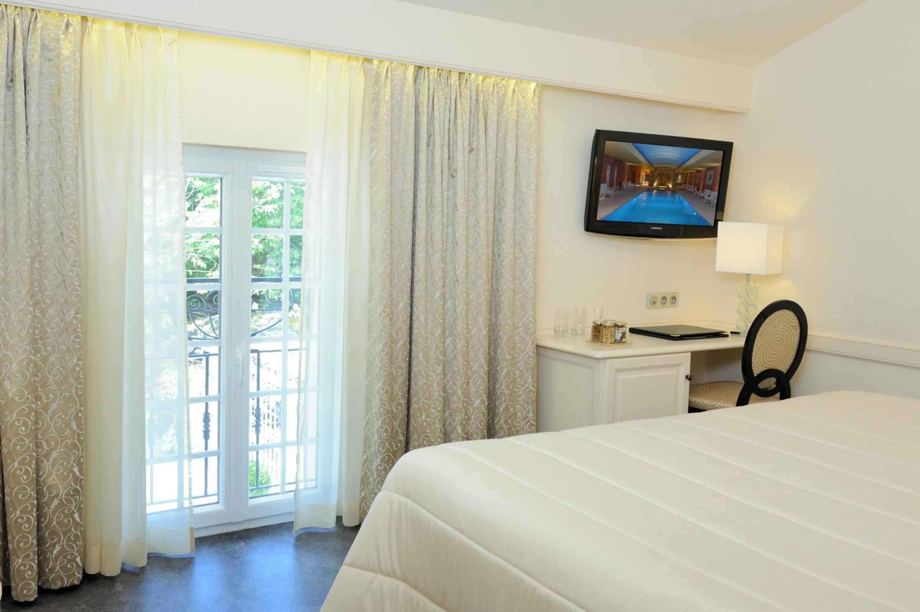 Double Room - Photo 1