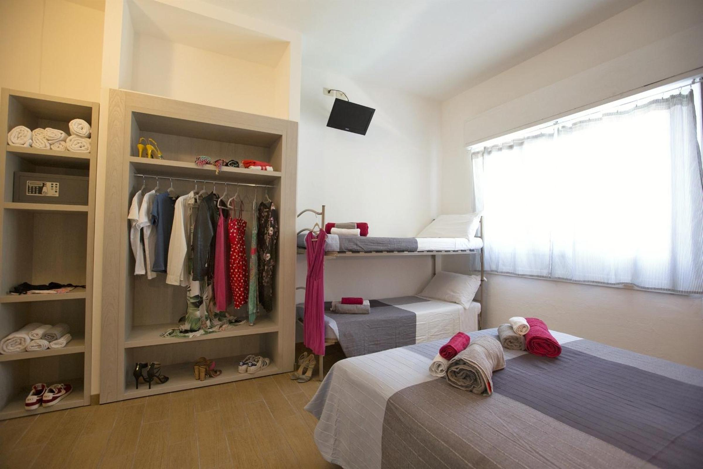 Economy Quadruple Room