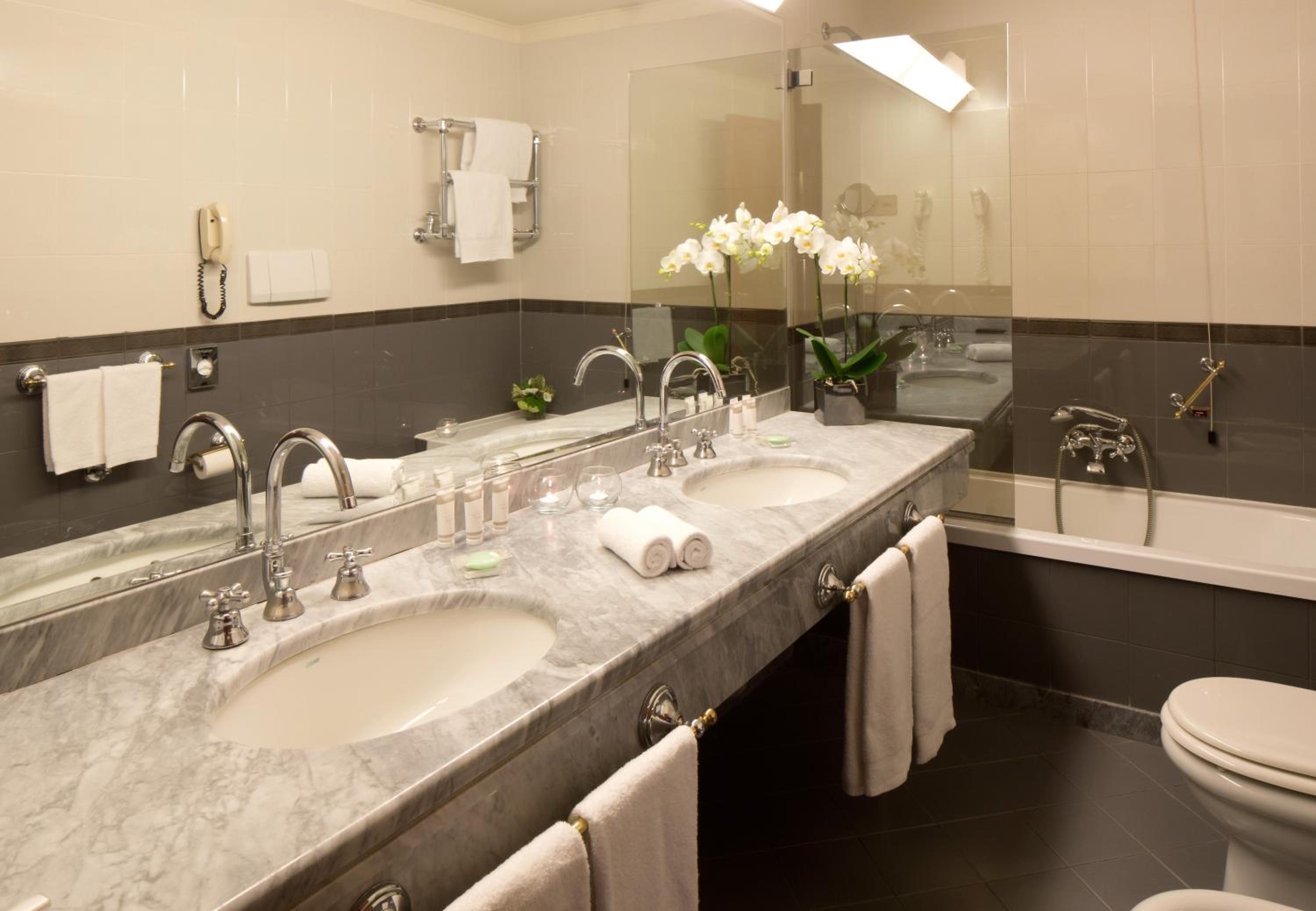 Triple Room - Photo 6
