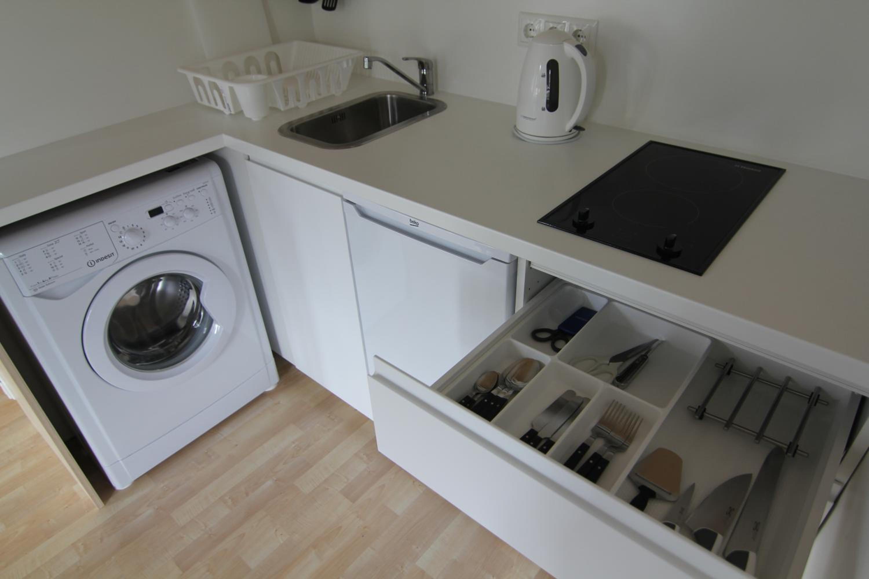 Apartment photo 2