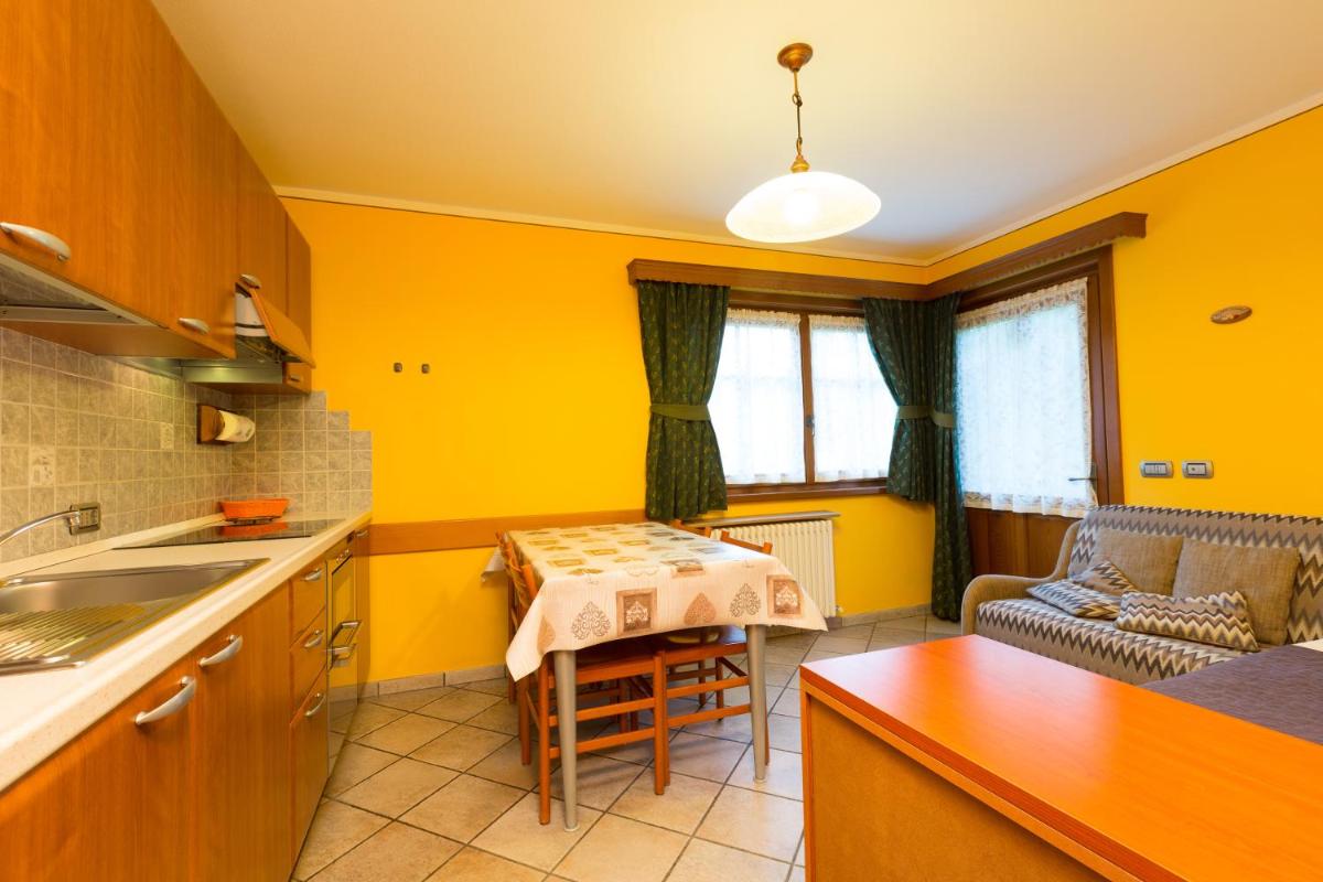 Apartment with Mountain View photo 1