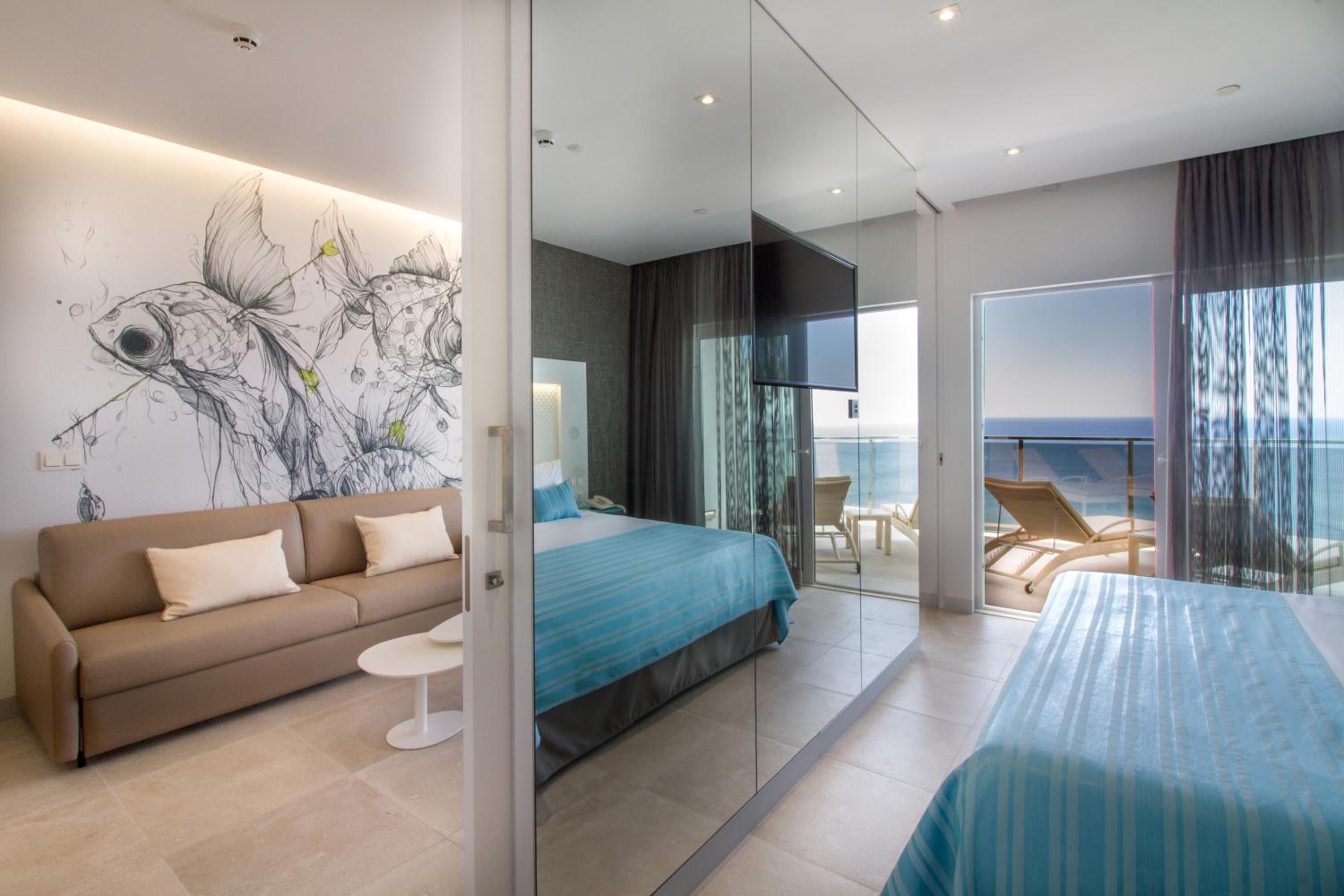 Suite con vista al mar (2 adultos)