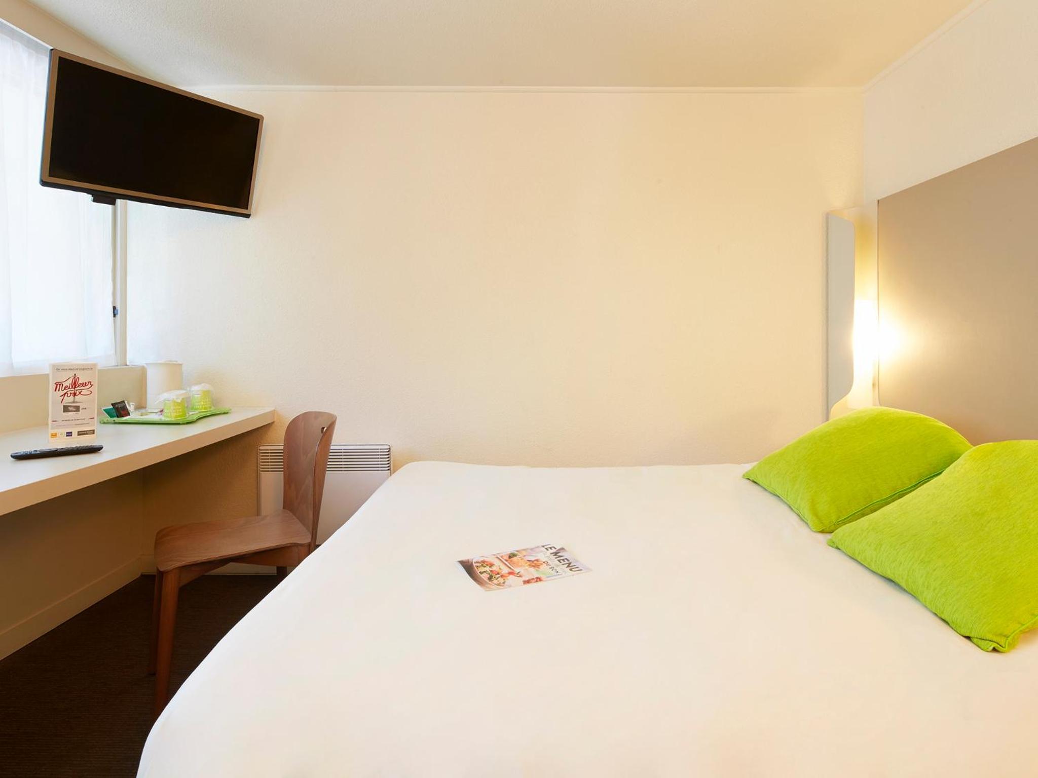 Double Room - Photo 8