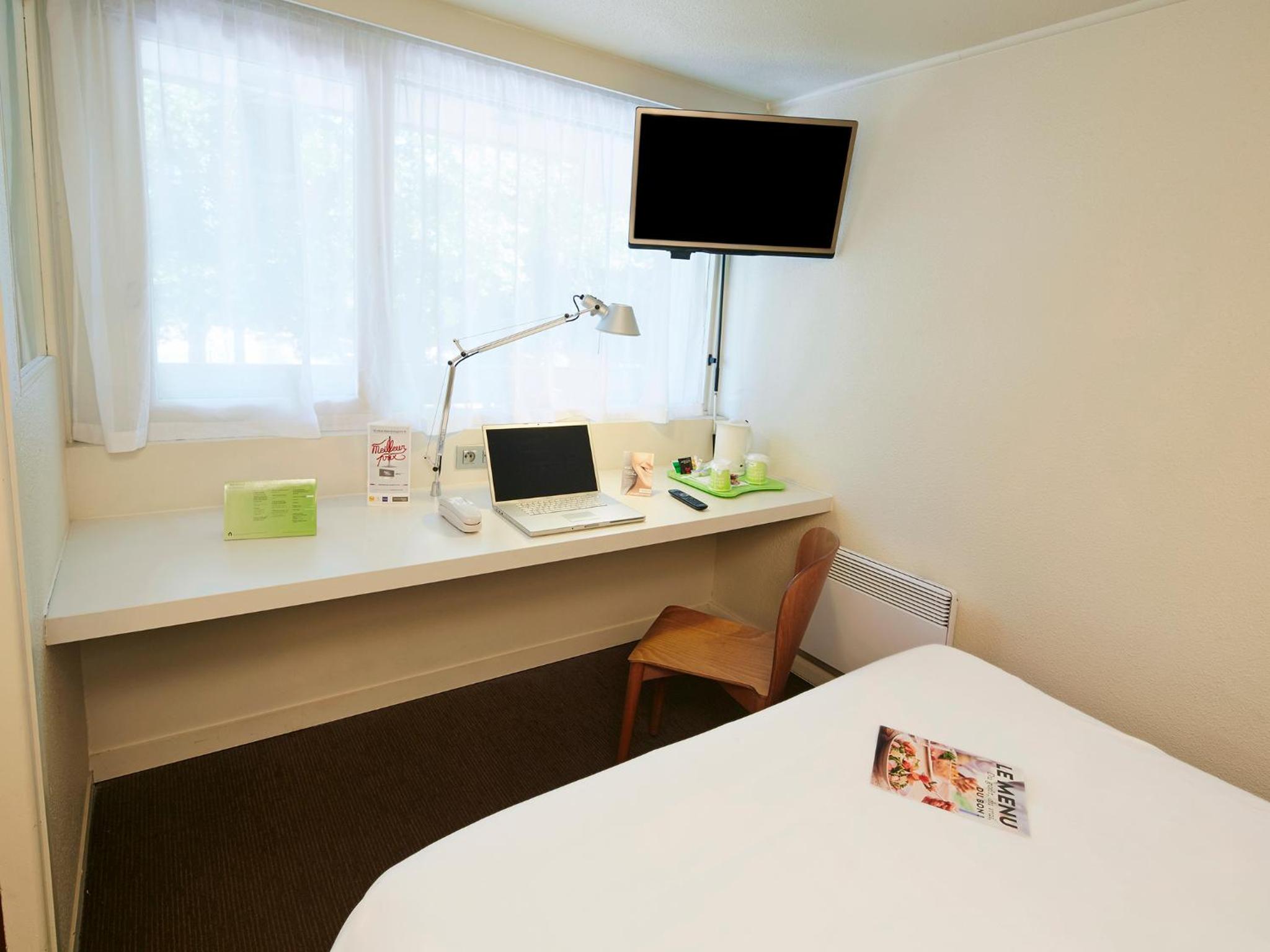 Double Room - Photo 9