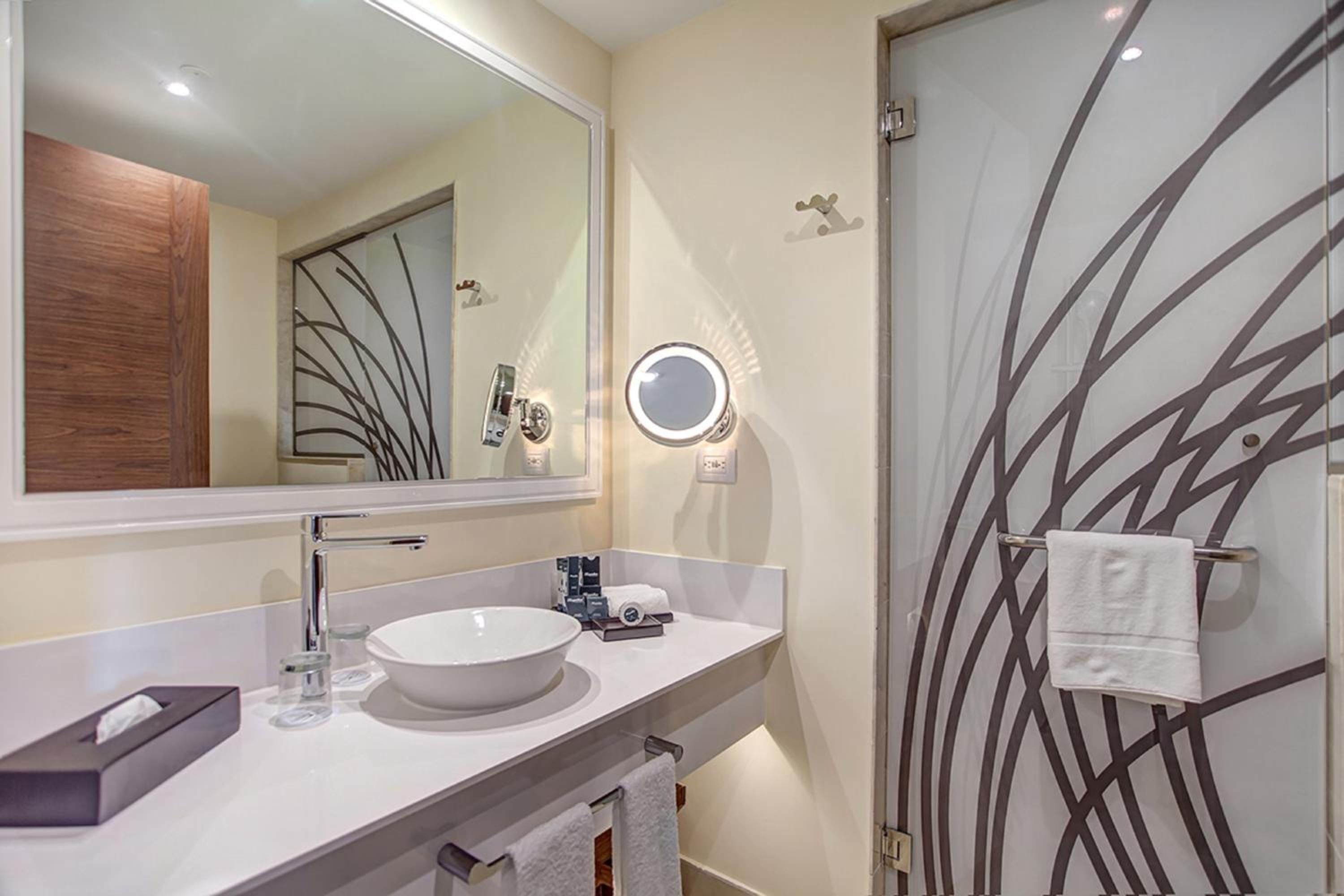 Luxury Penthouse One Bedroom Suite Ocean View Terrace Jacuzzi photo 3