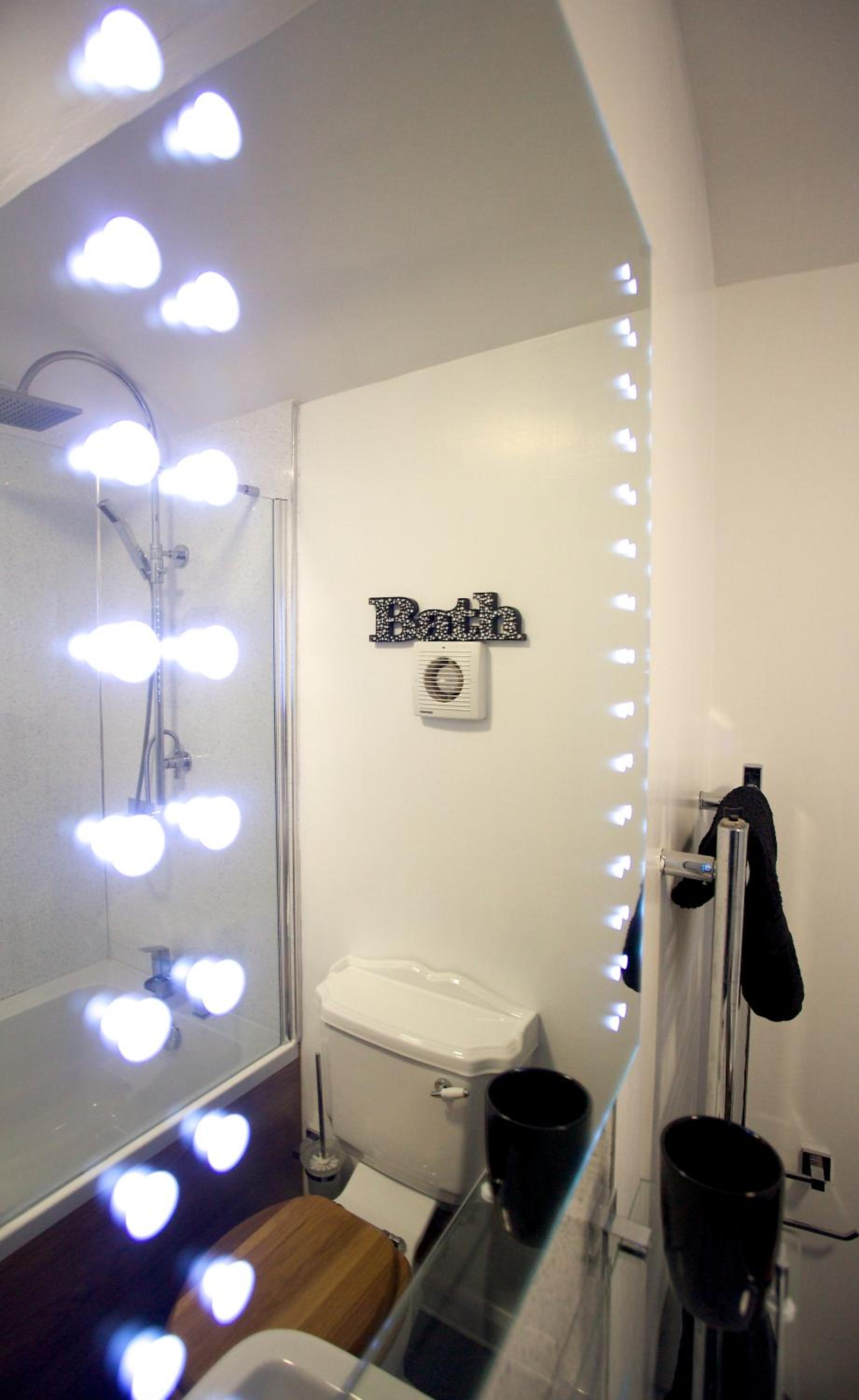 Double Room with Private Bathroom photo 2
