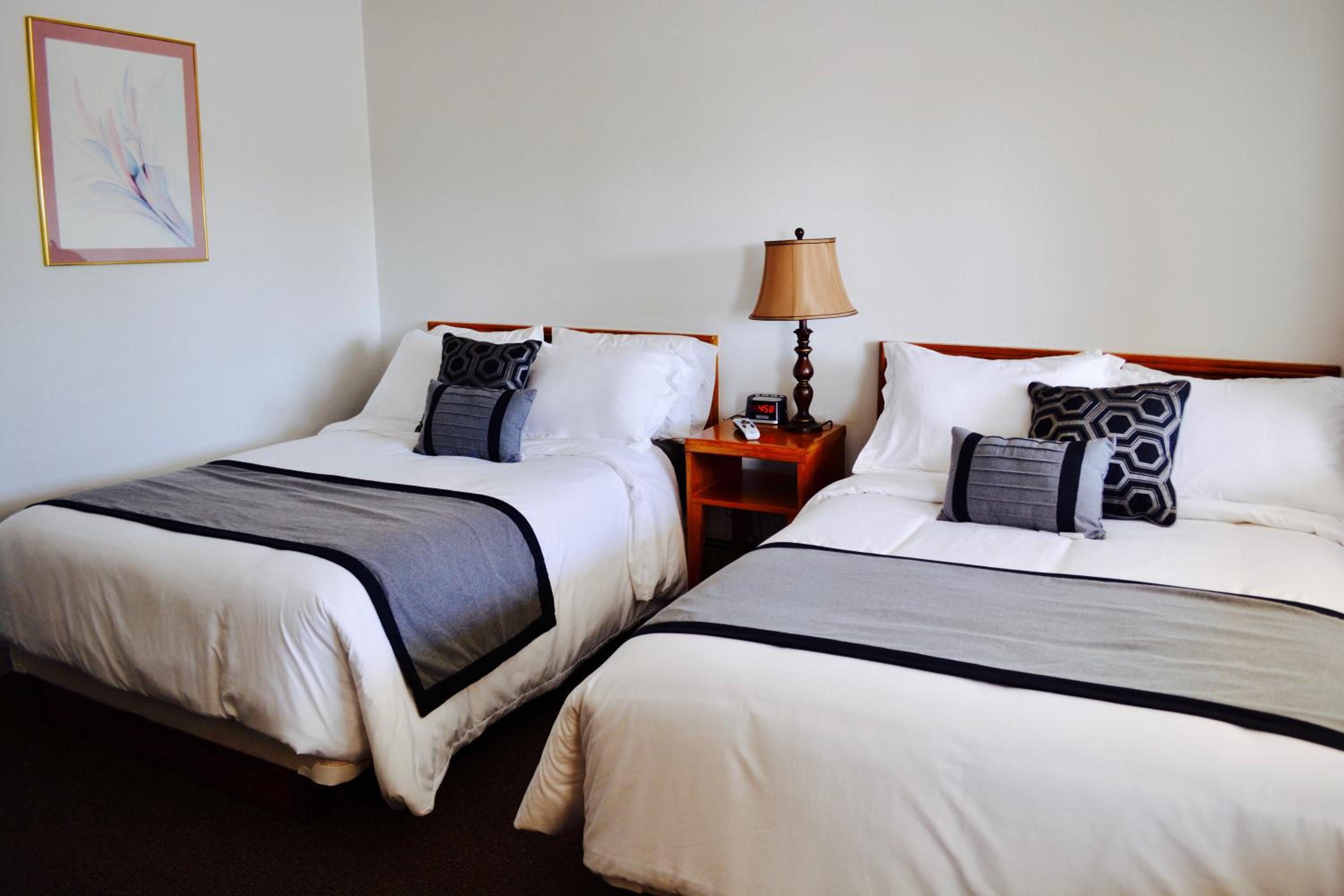 Double Room with Two Double Beds photo 1