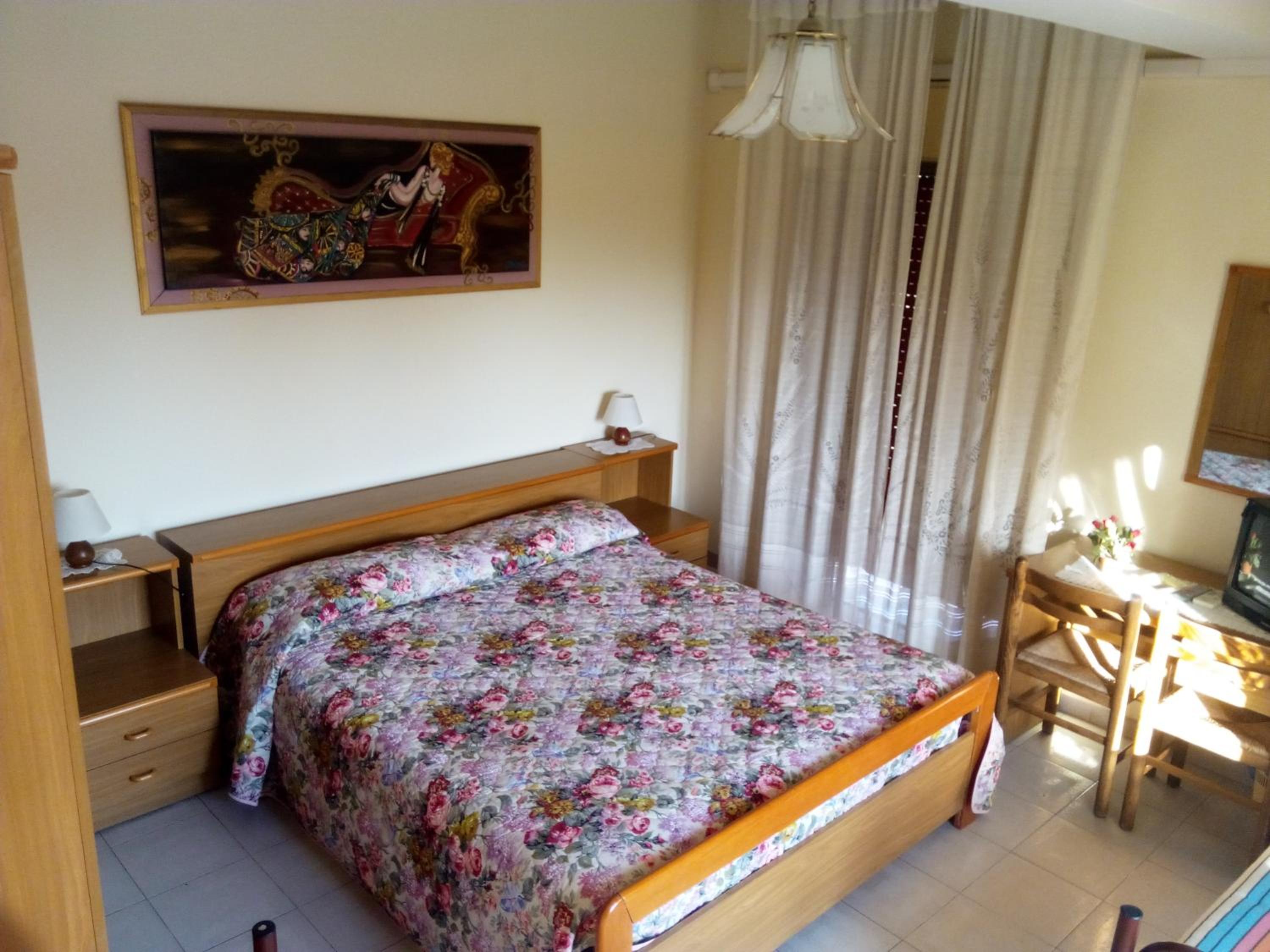 Double Room - Photo 15