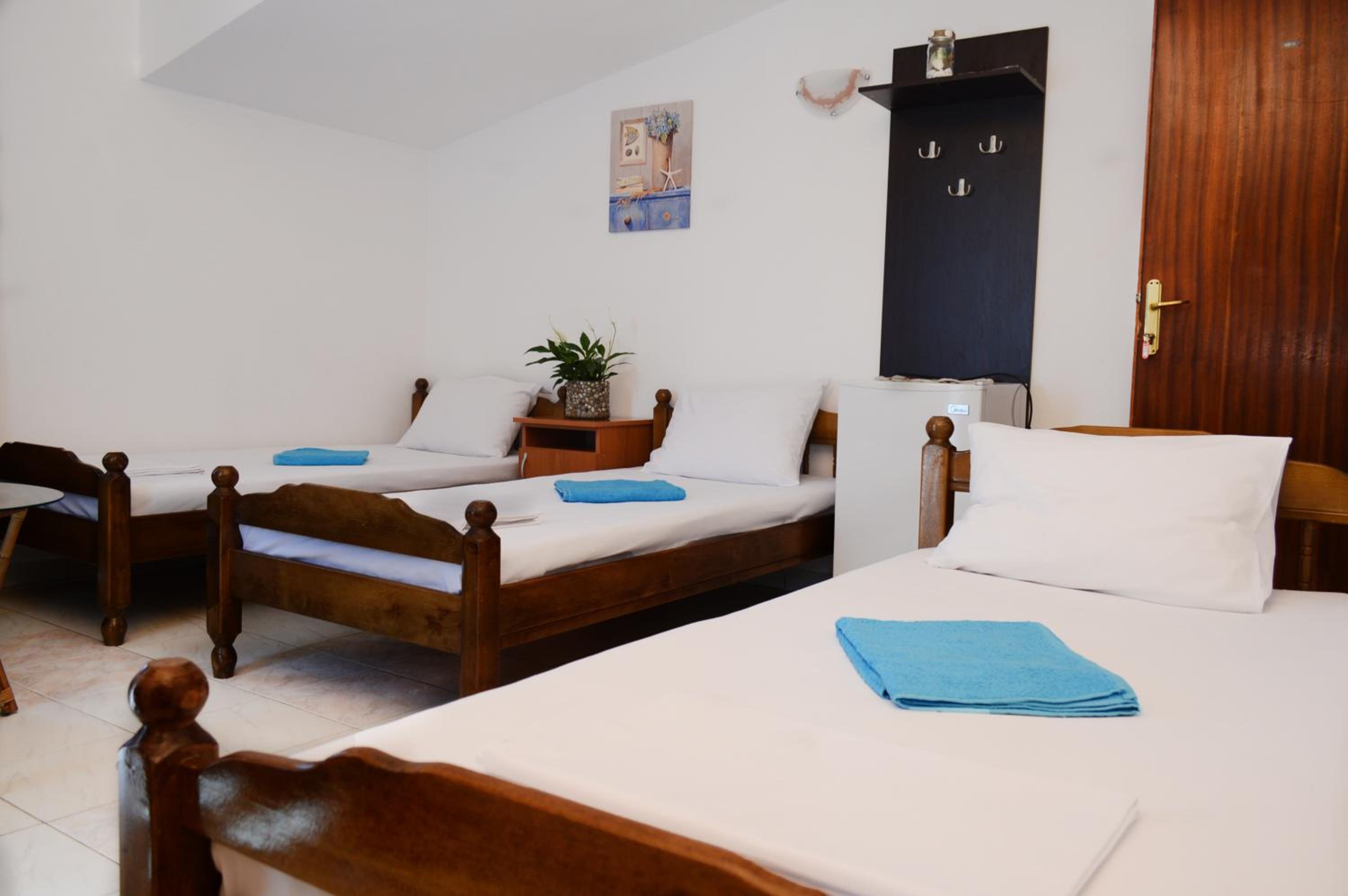 Triple Room with Balcony and Terrace