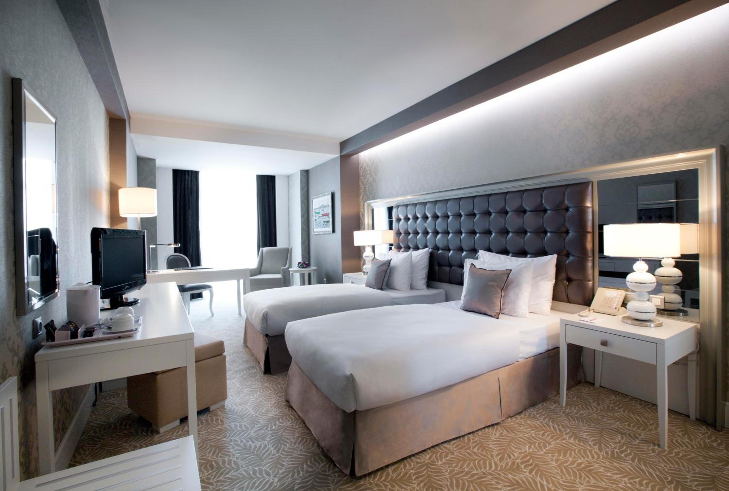 Standard Double Room - Photo 2