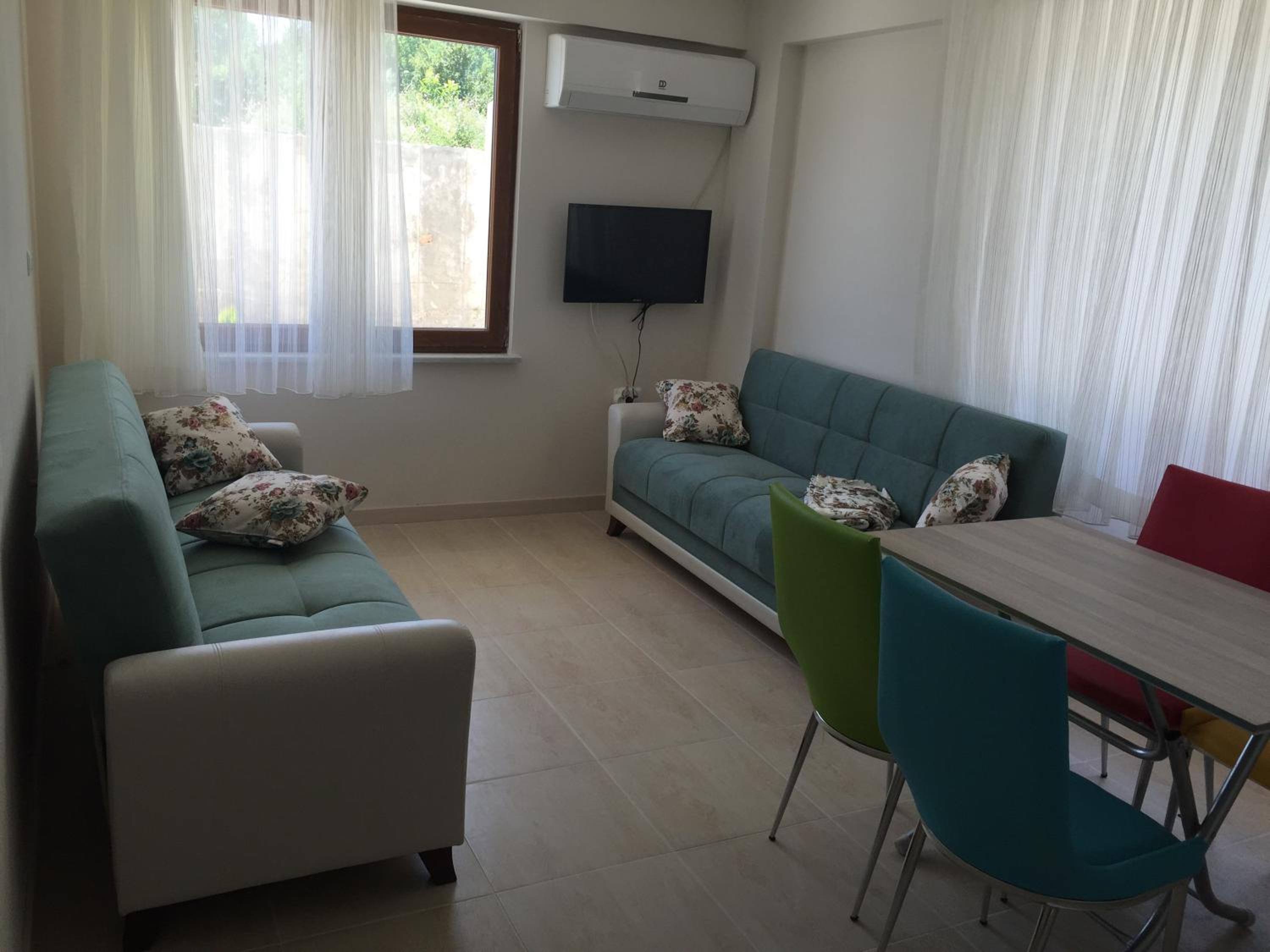 Apartment with Garden View