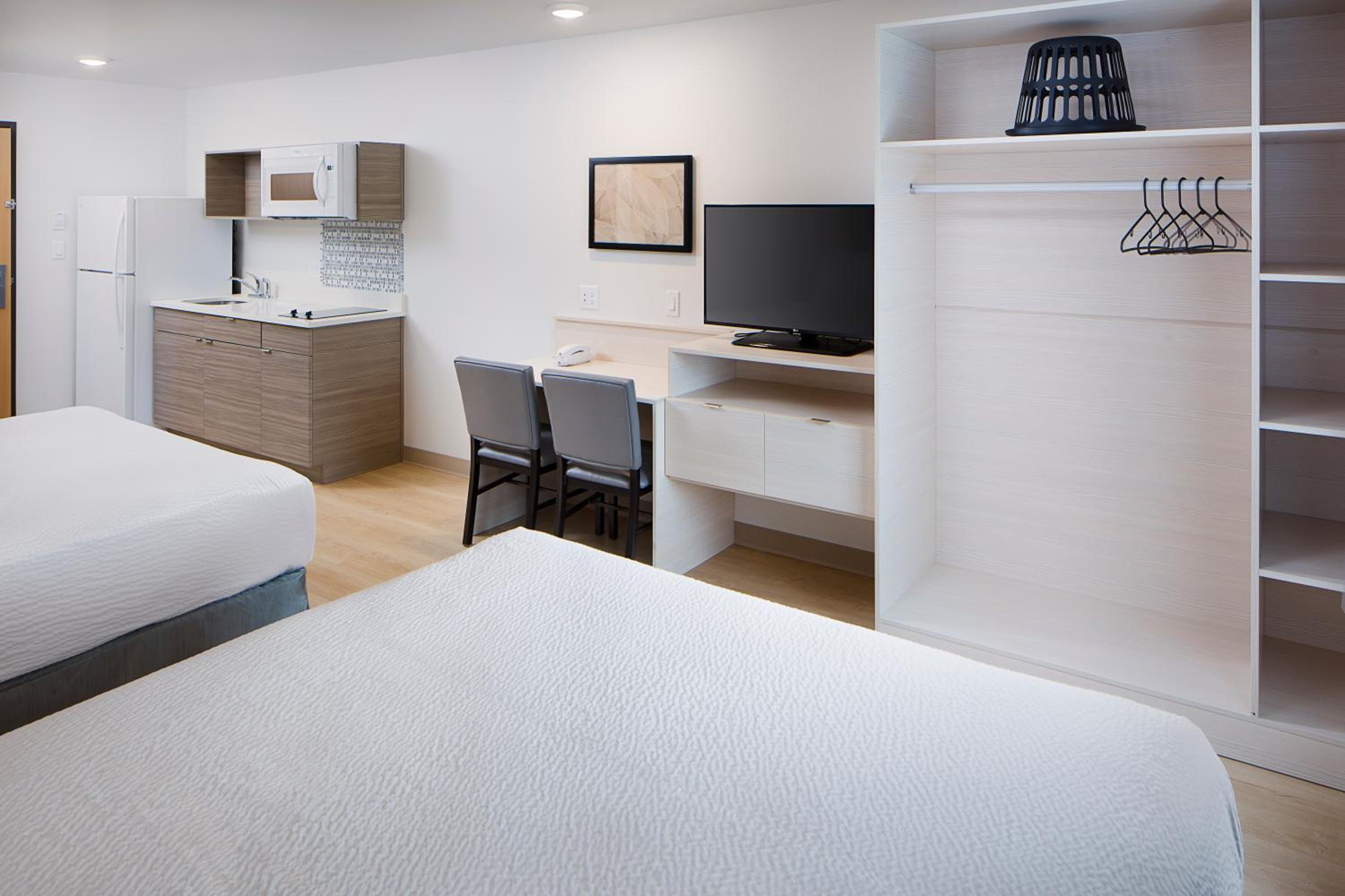 Standard Queen Room with Two Queen Beds - Non-Smoking