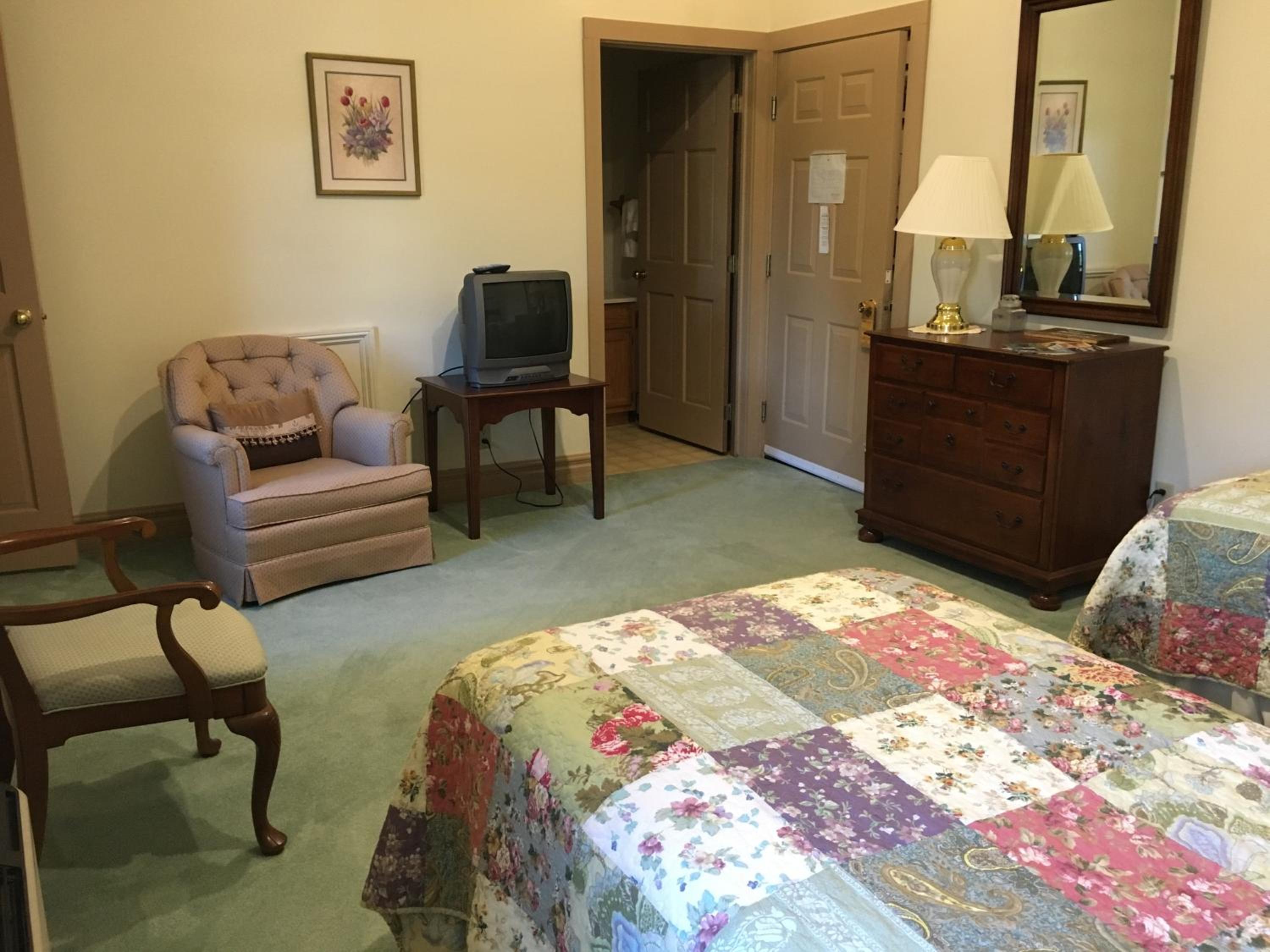 Large Twin Room photo 3