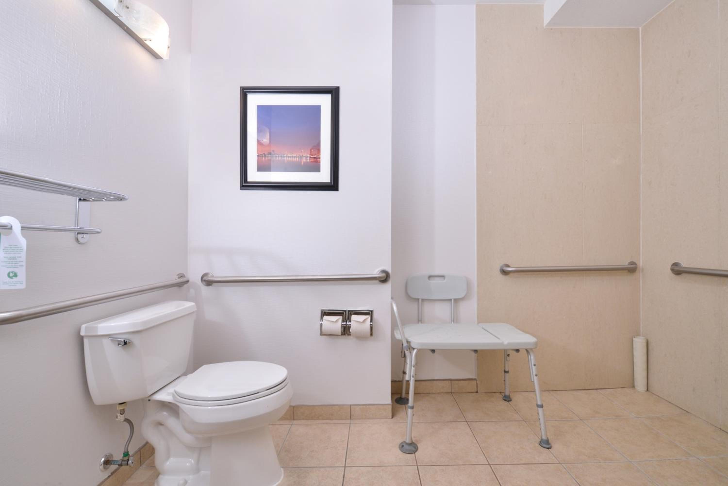 Double Room - Disability Access - Photo 6