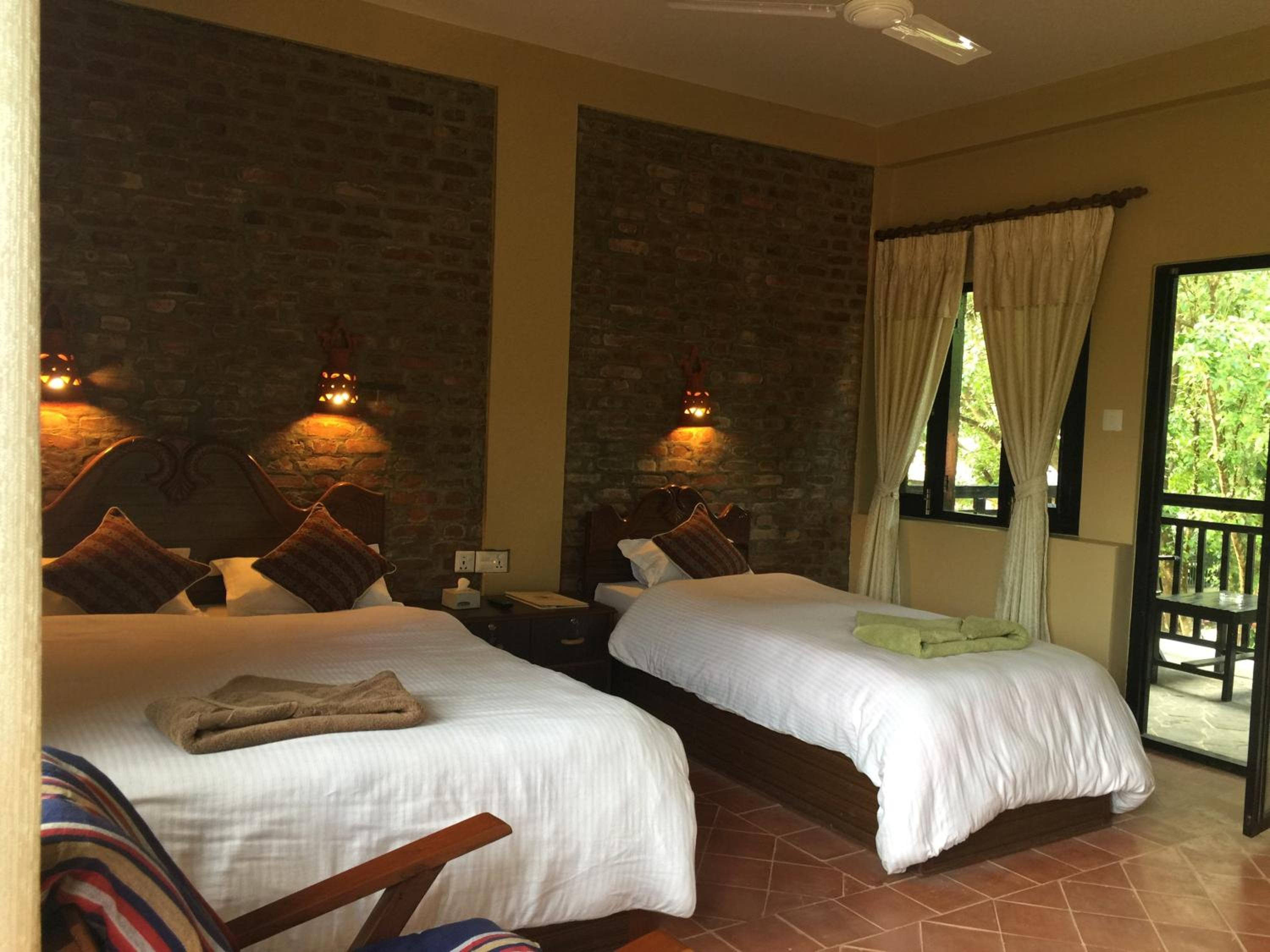 Deluxe Double or Twin Room with Balcony photo 2