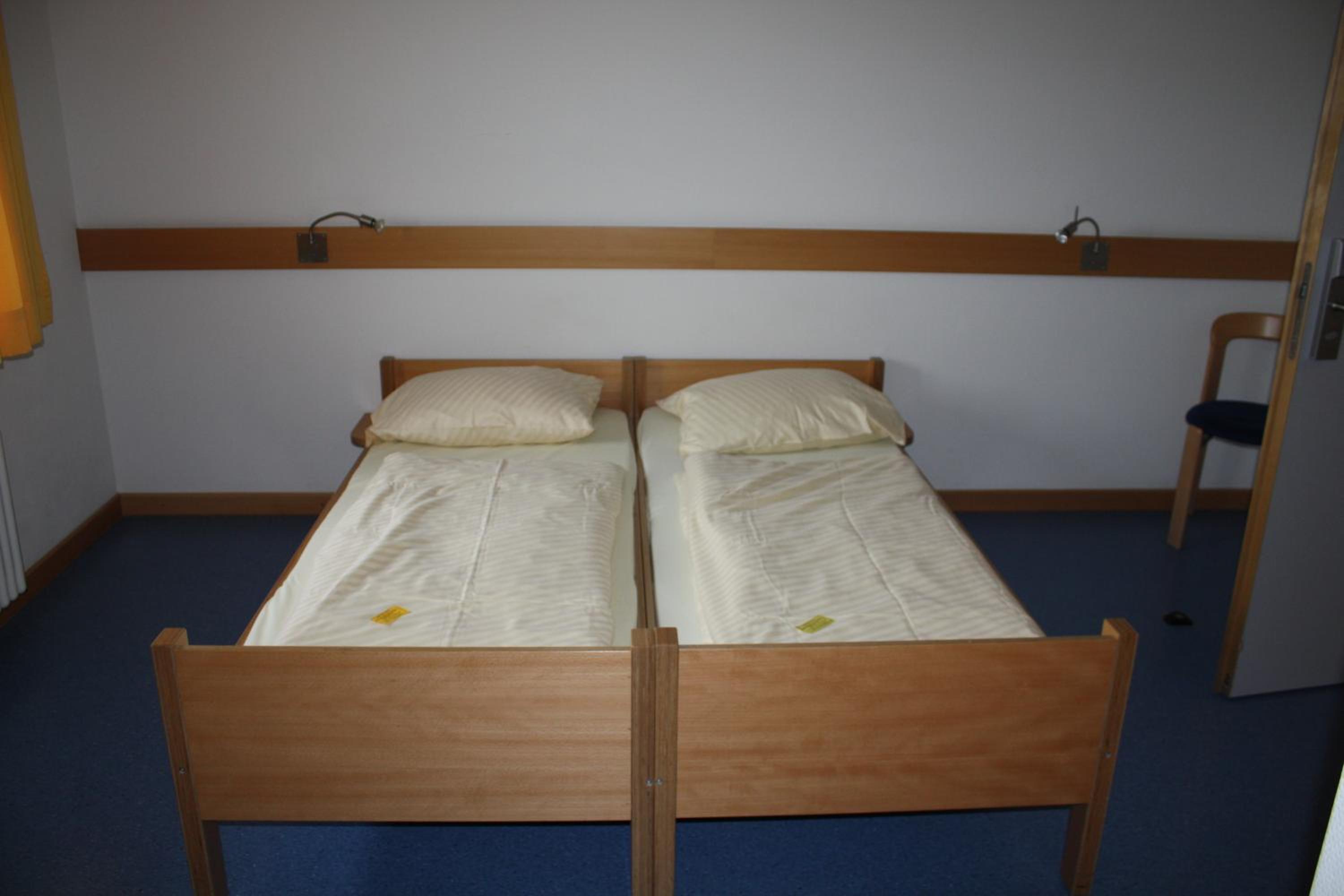 Twin Room - Photo 1