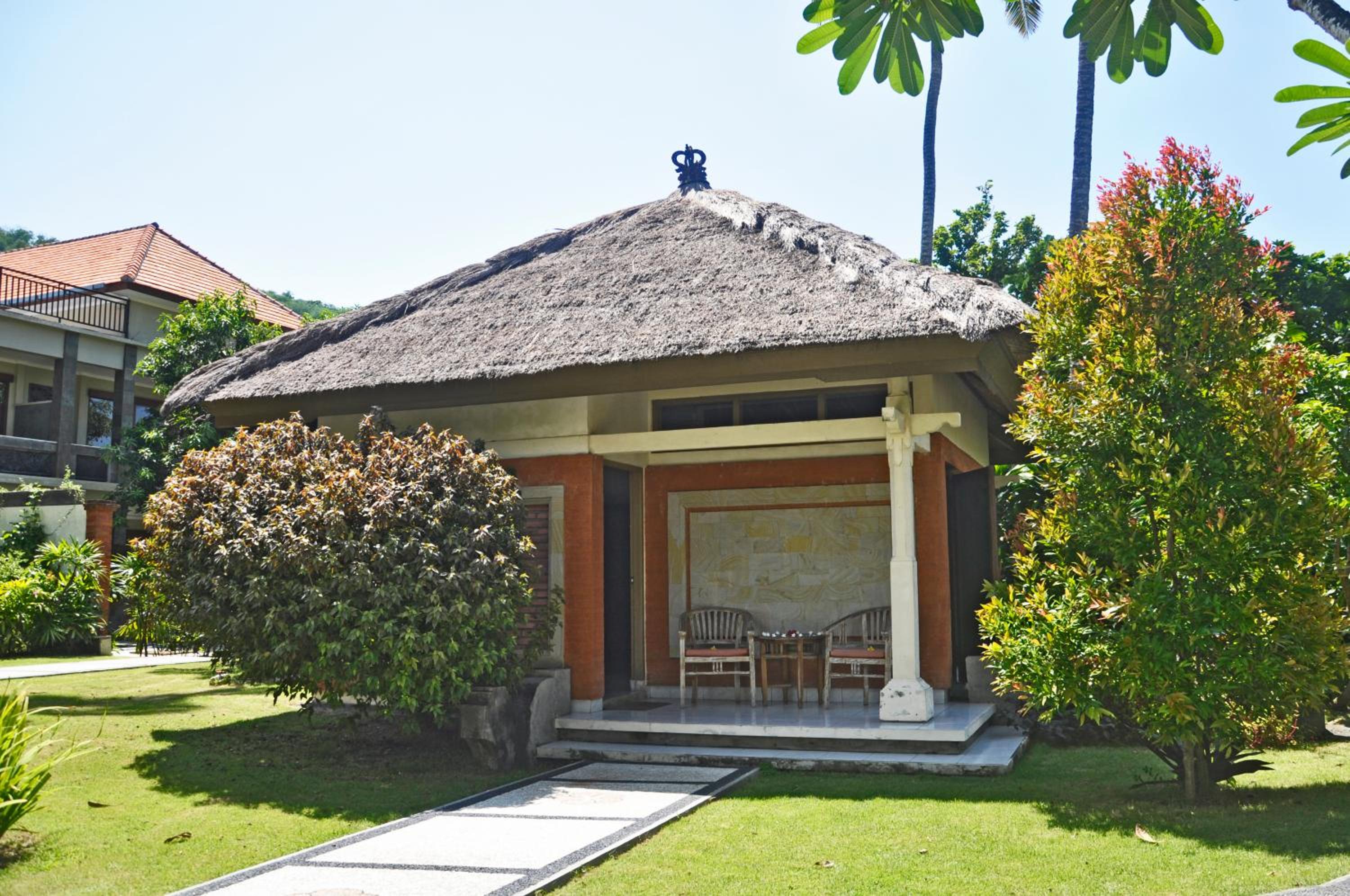 Bungalow with Garden View photo 3