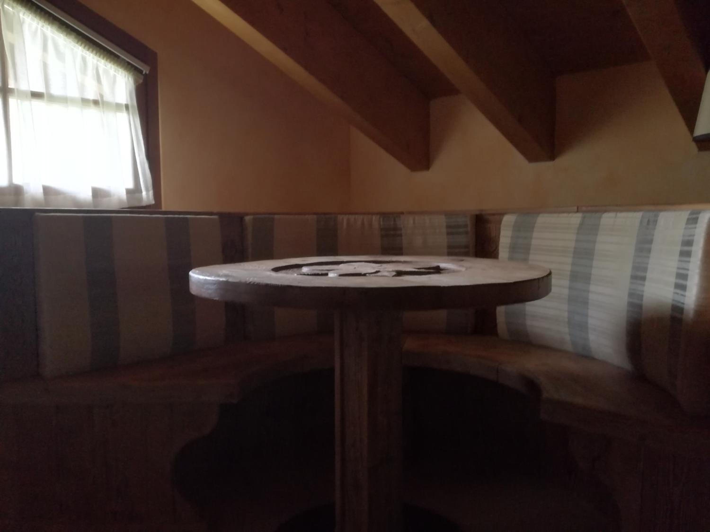 Deluxe Junior Suite photo 3