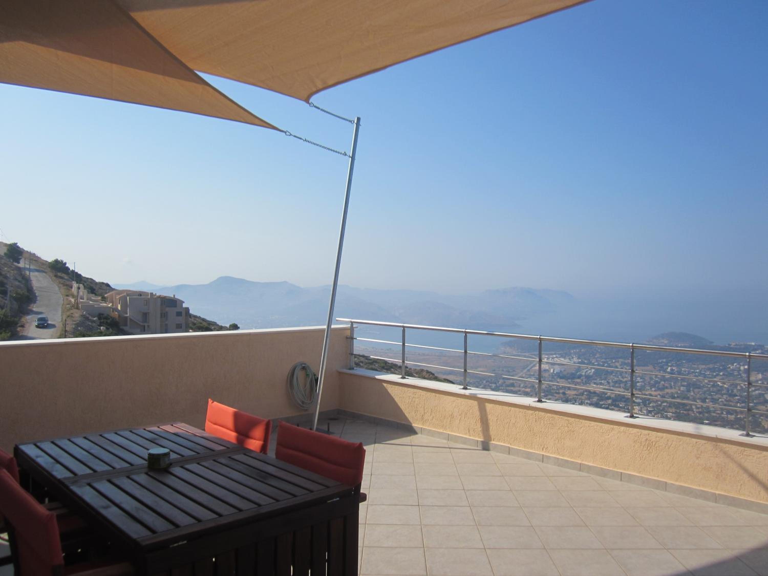 Deluxe Double Room with Balcony and Sea View - Photo 29