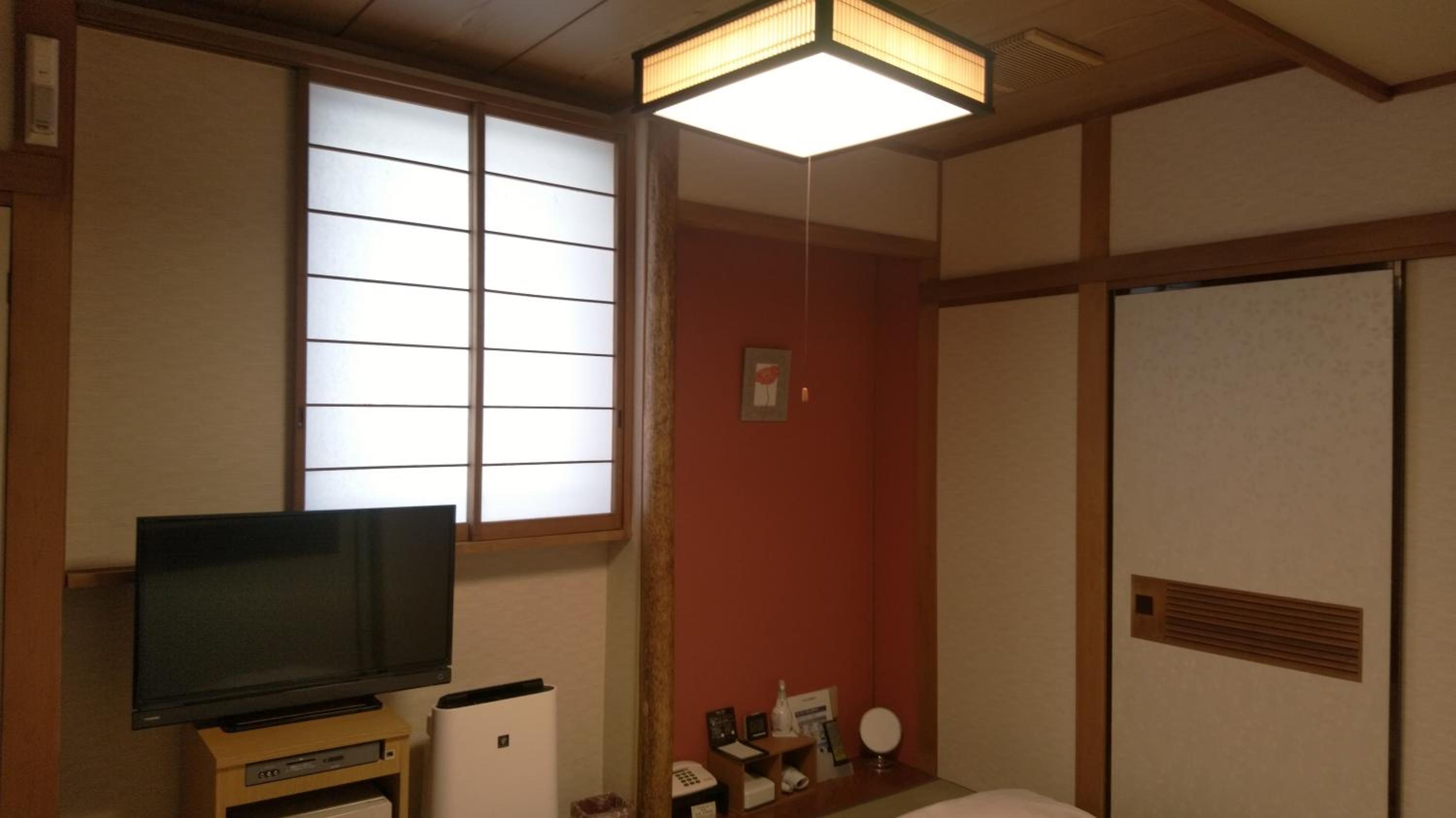 Japanese-Style Twin Room - Non-Smoking photo 1