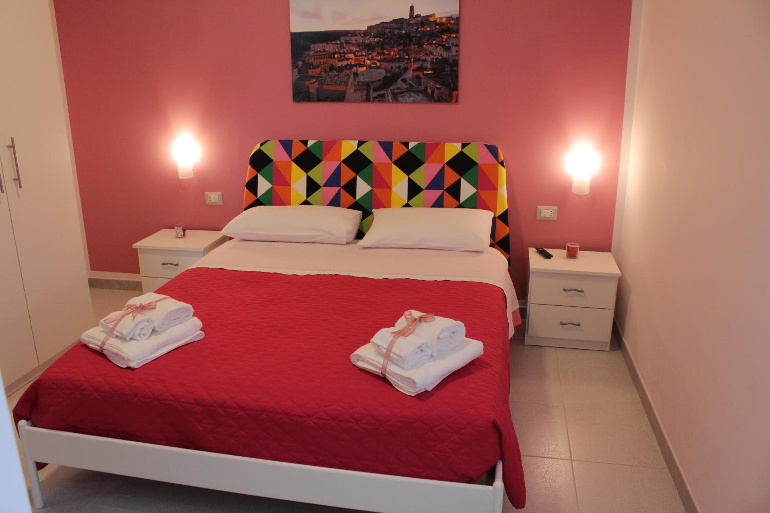 Double Room with Private Bathroom - Photo 1